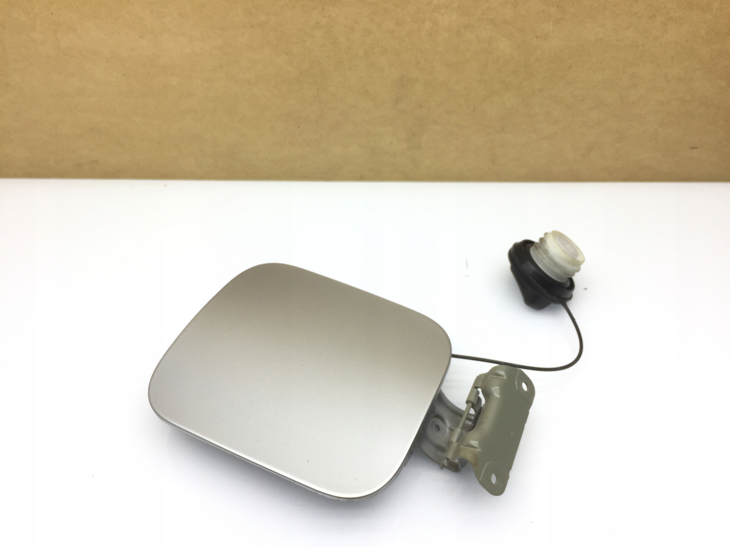 QASHQAI J10 KLAPKA KOREK WLEWU PALIWA KY0G