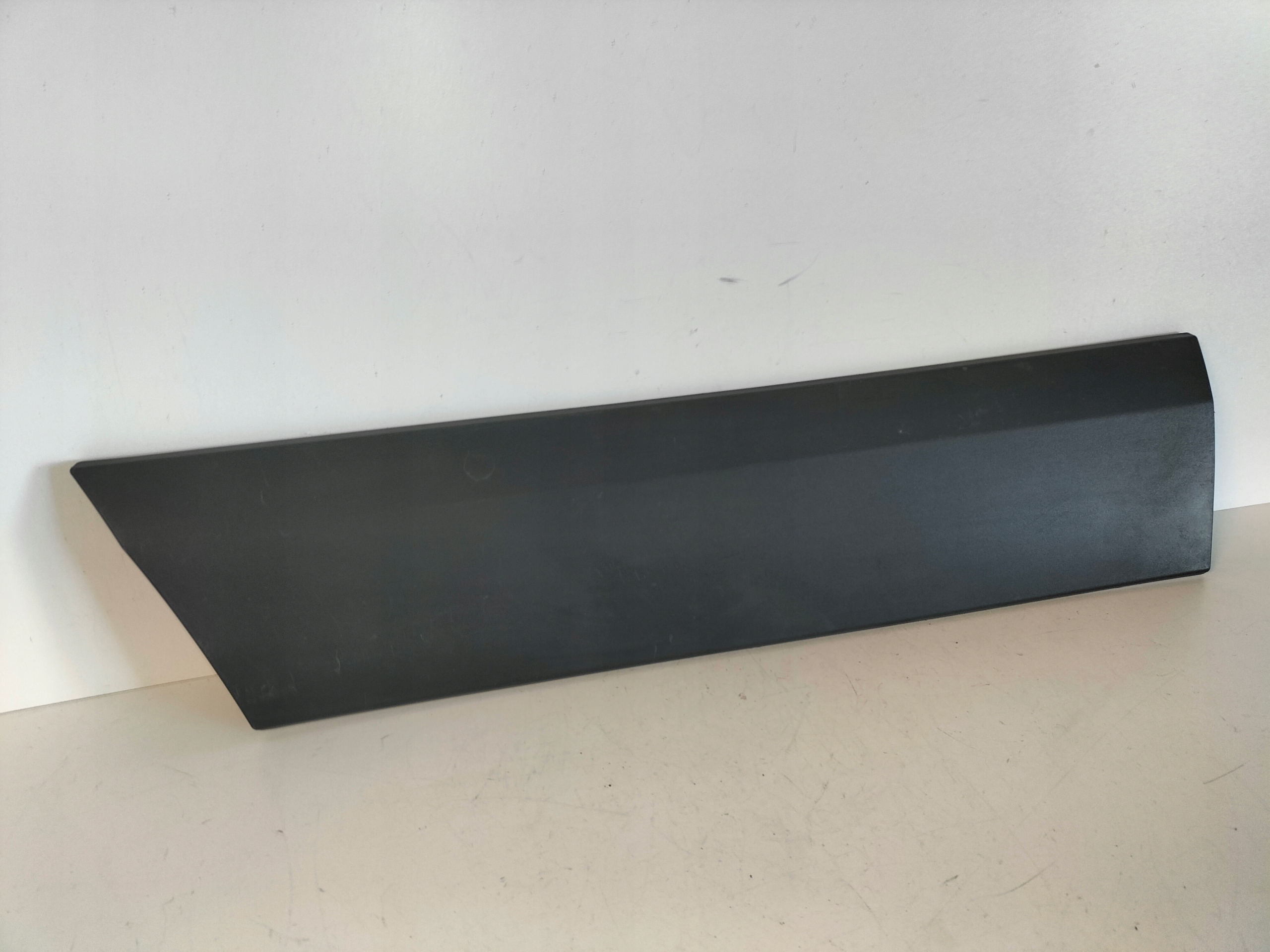 moulding cap door front left MERCEDES SPRINTER W906 06