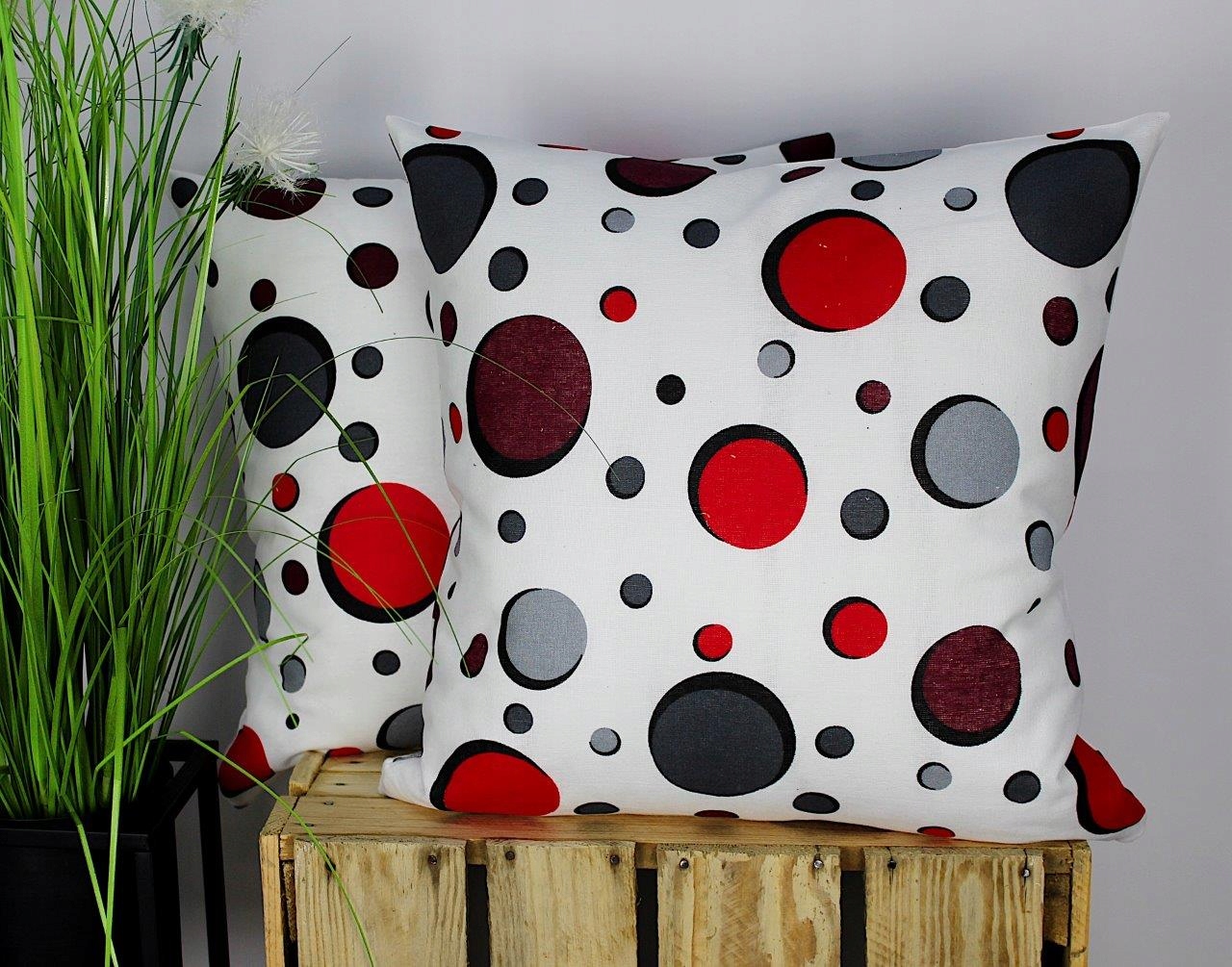 

Poszewka 100% bawełna 70x80 miękka koła kółka Pl