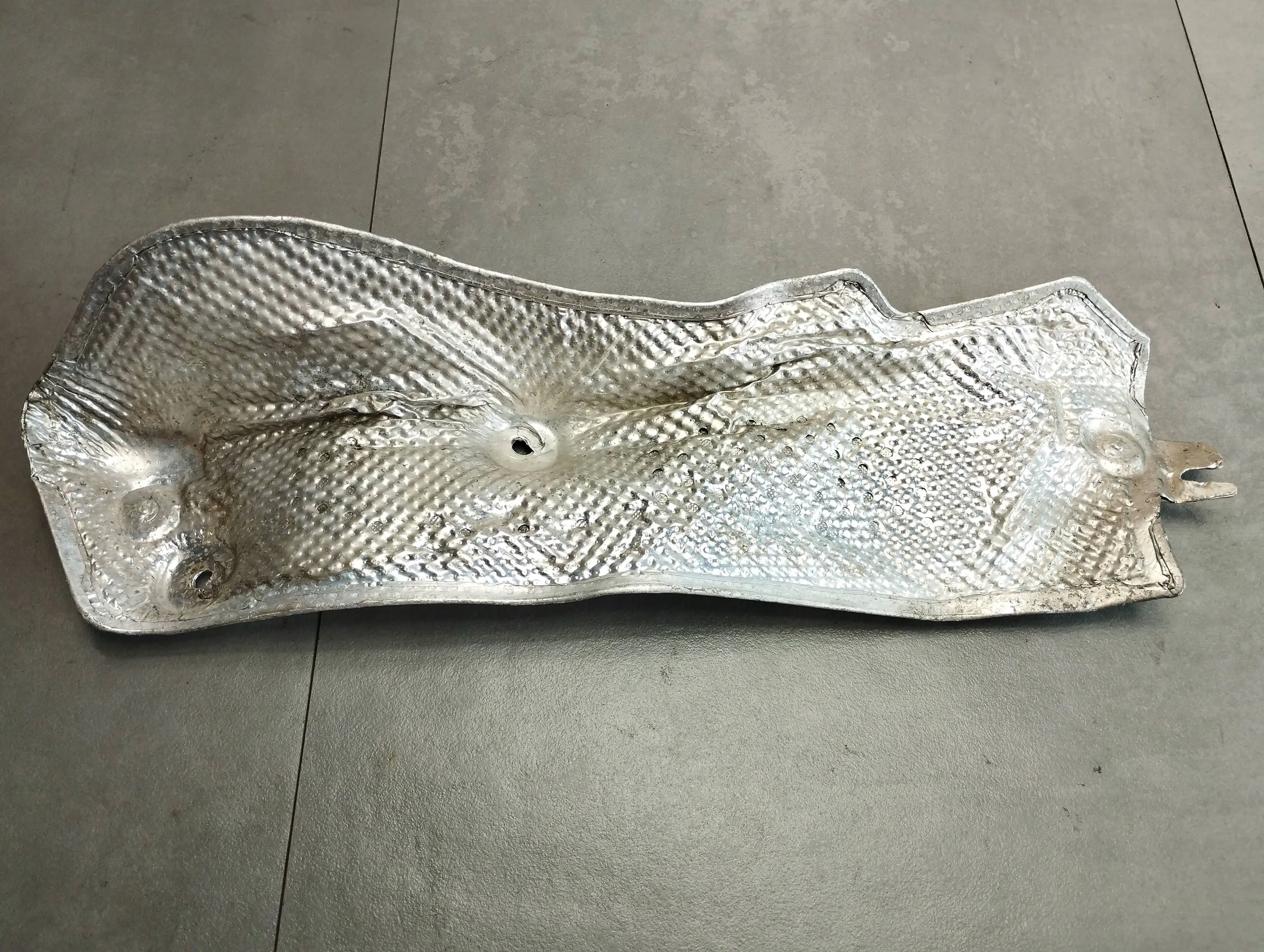 Mercedes ML W164 Blende Abdeckung TERMICZNA A1643320588