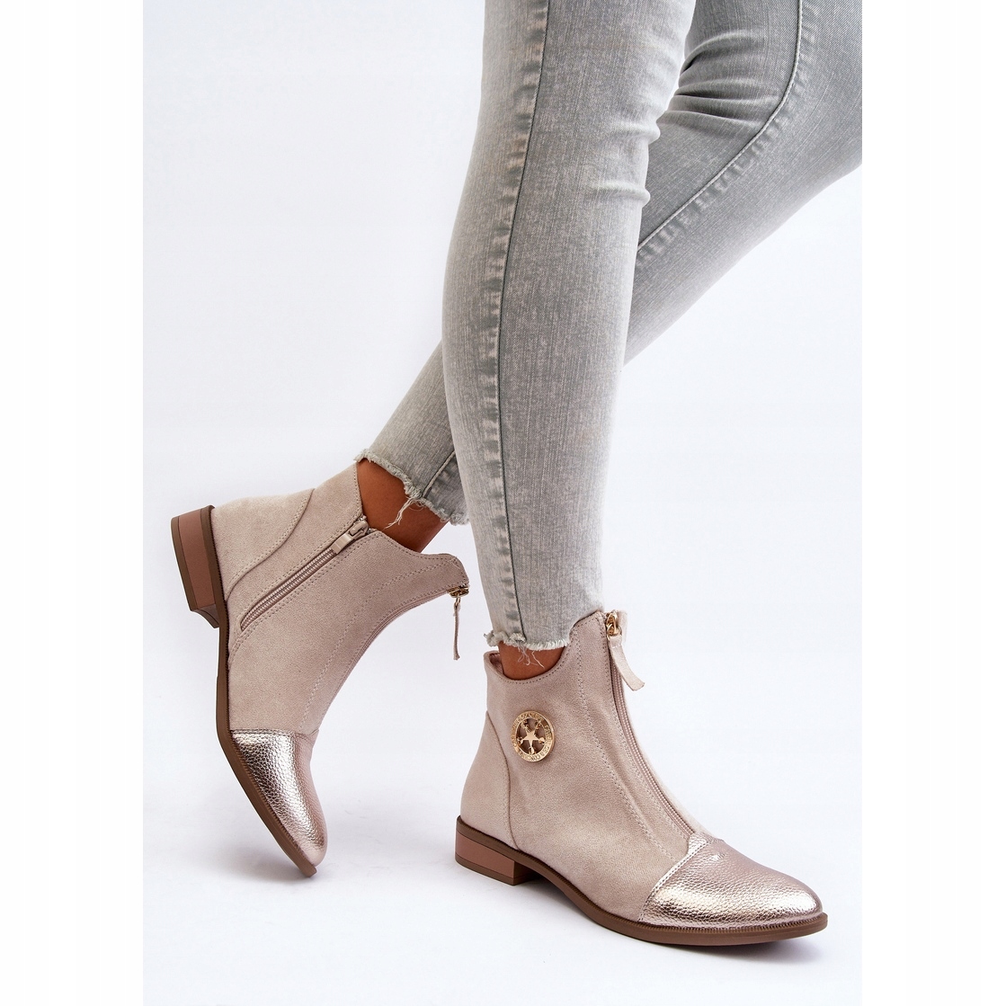 Beżowy Skóra ekologiczna Buty Botki r.39 Kolor beżowy