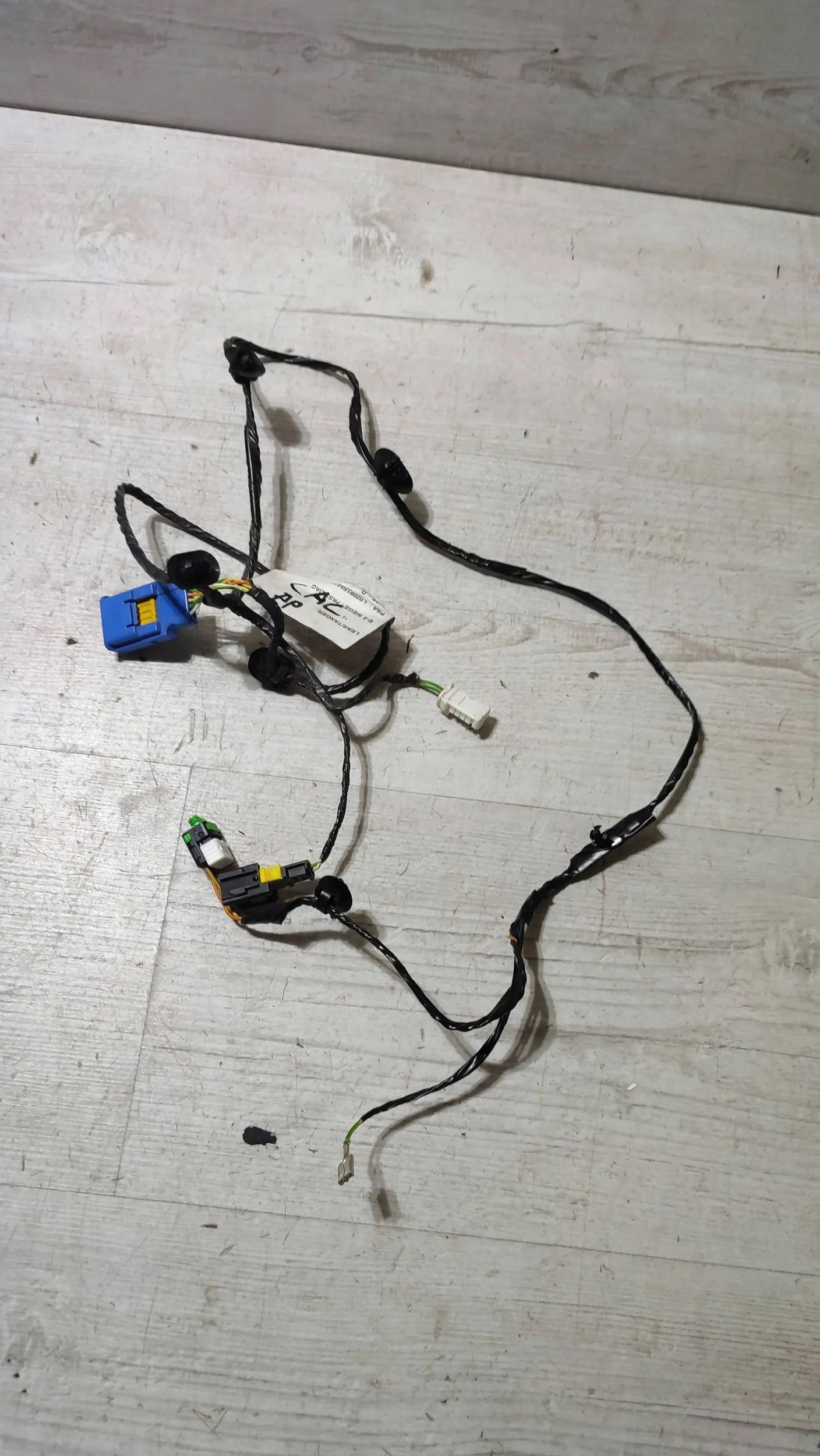 Citroen C4 Cactus 2019 front side right bundle seat