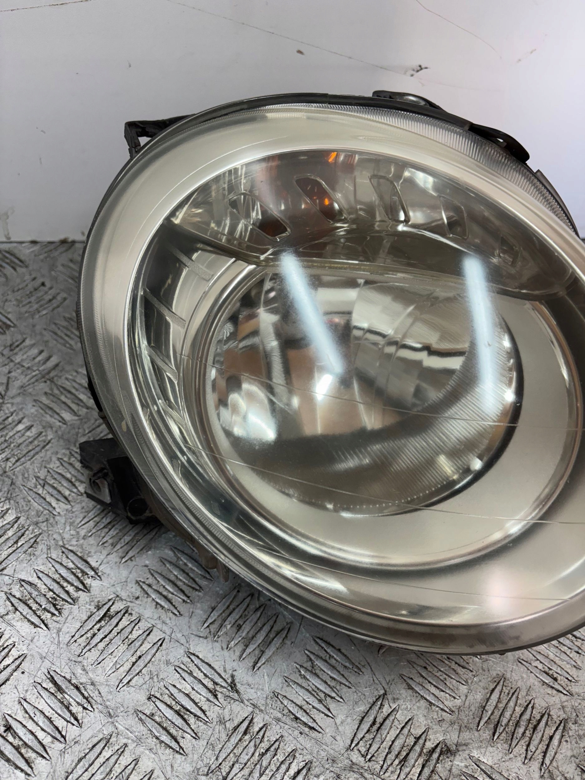 REFLEKTOR light right FIAT 500 07