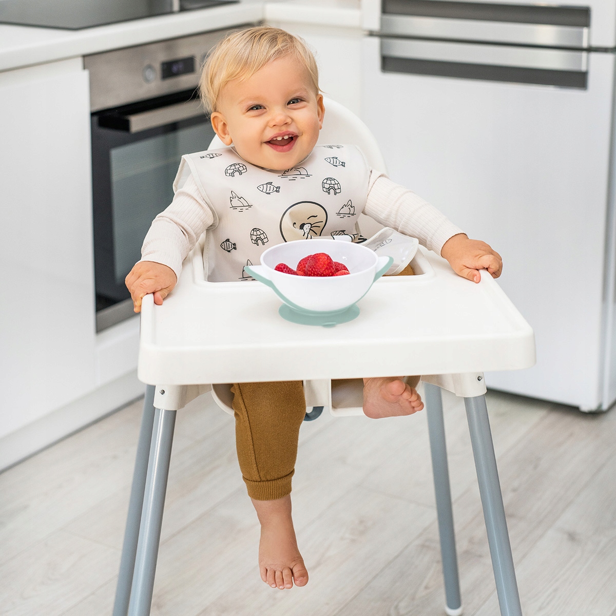 BABYONO MISECZKA Z PRZYSSAWKA I LYZECZKA Marka Babyono