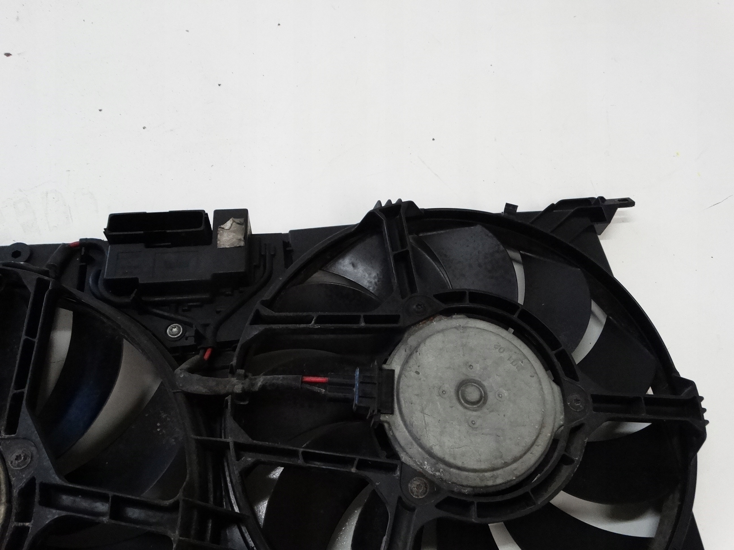 ventilátor chladiče OPEL VECTRA C 2.2DTI 24410991