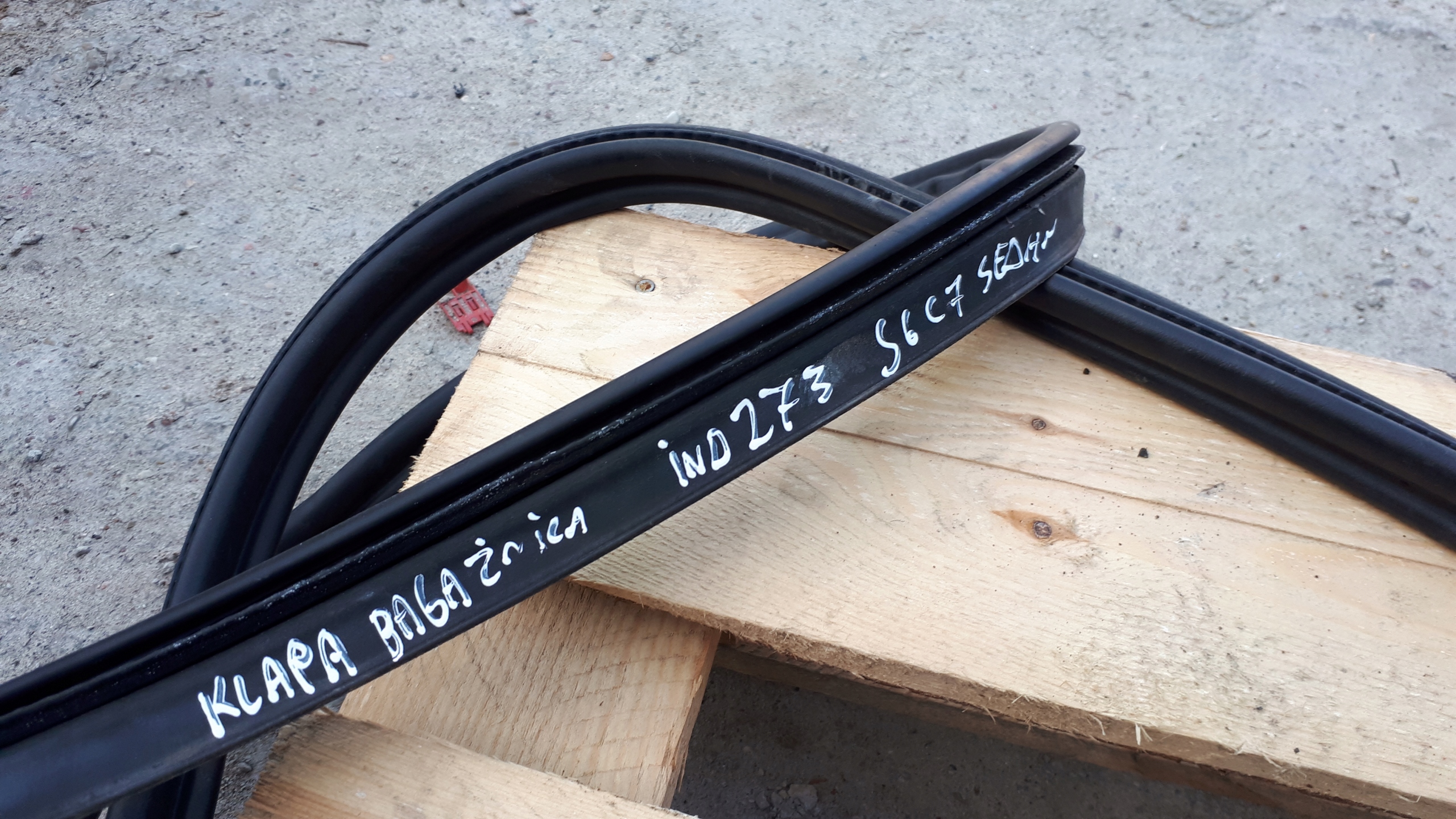 S6 C7 A6 4G gasket bonnet boot rear part sedan
