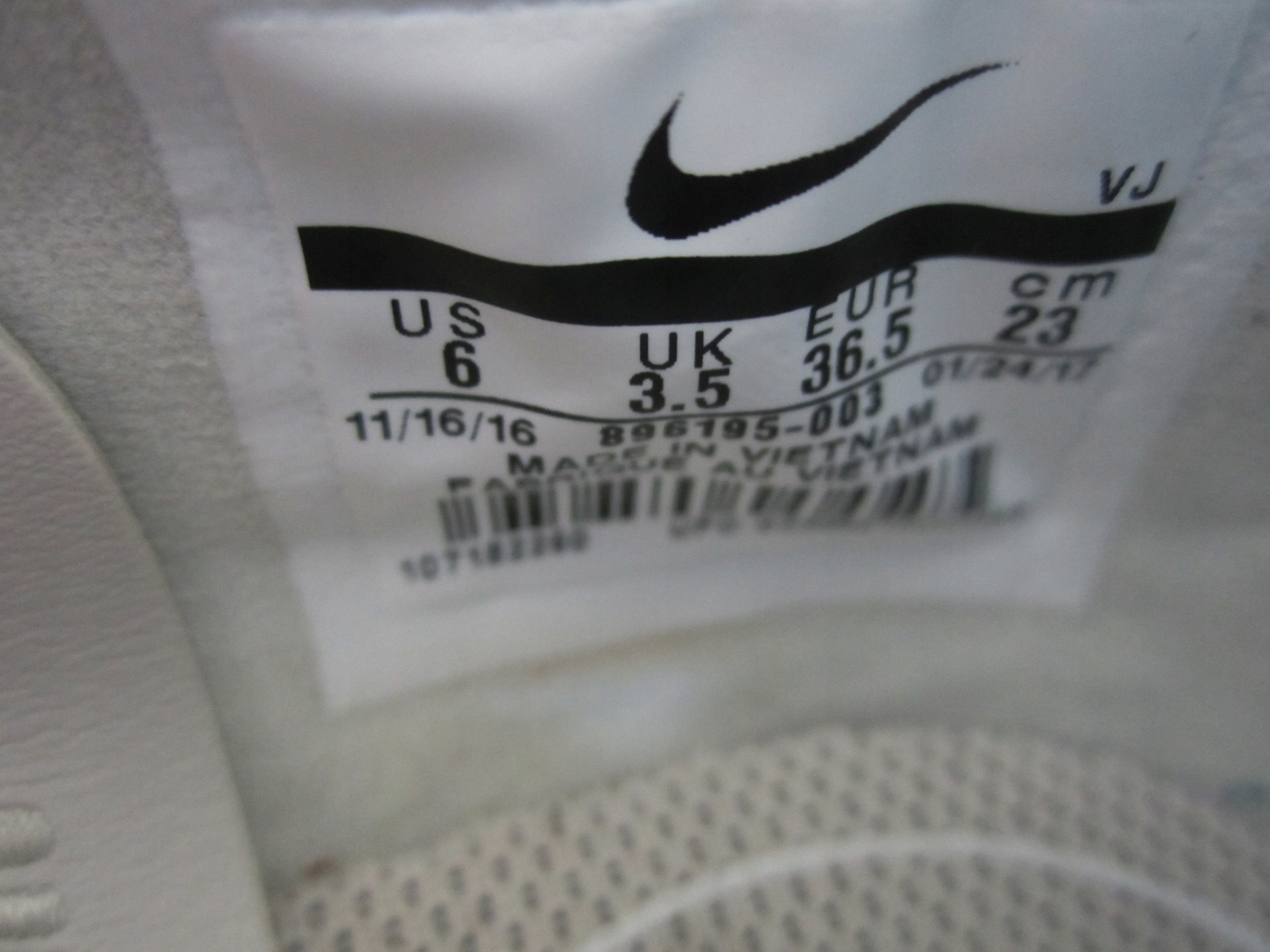 NIKE Woman_36,5/23 cm_Run Fast_Lightweight Running Marka Nike