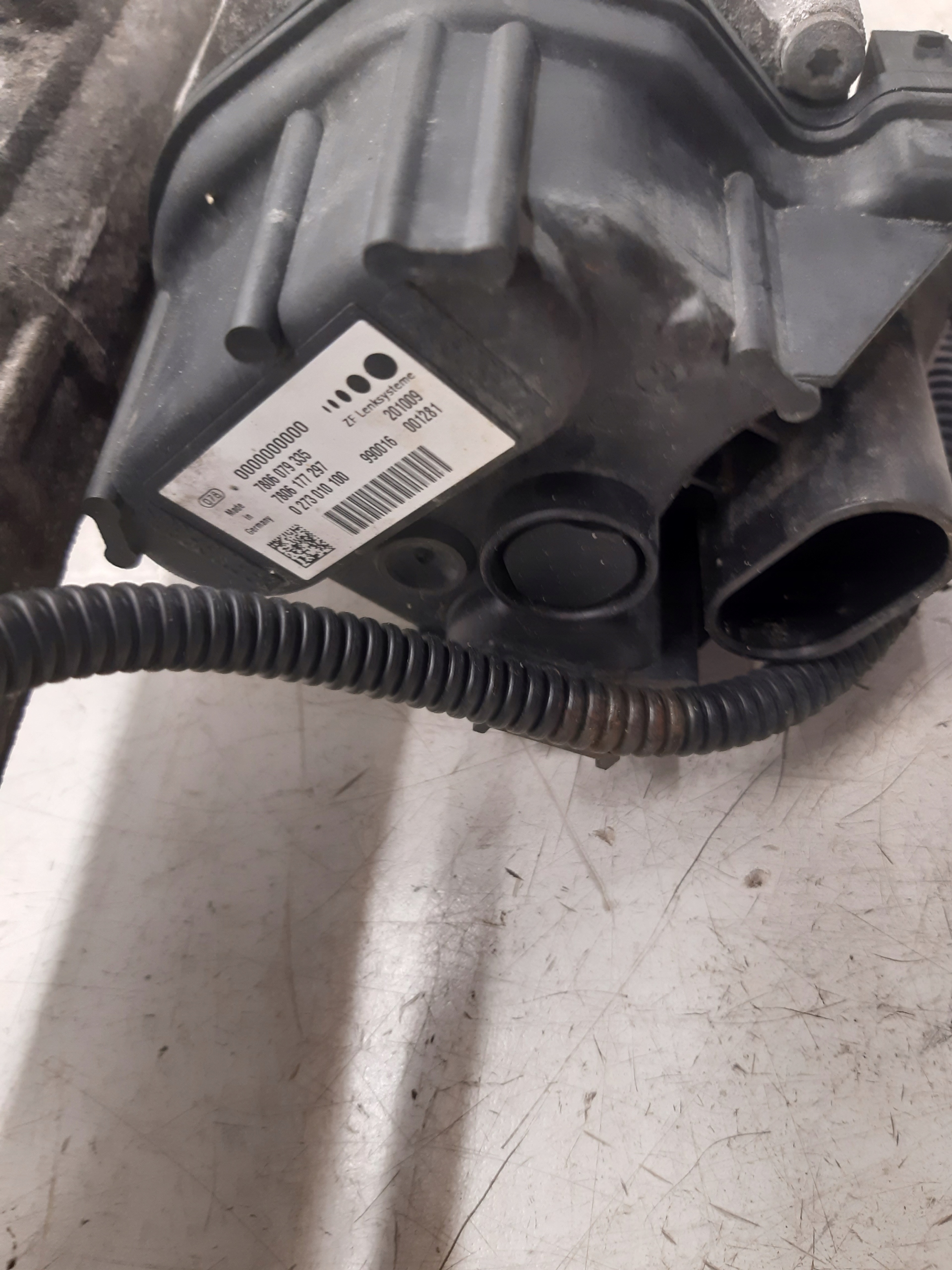 riadenie 6793453 BMW E81