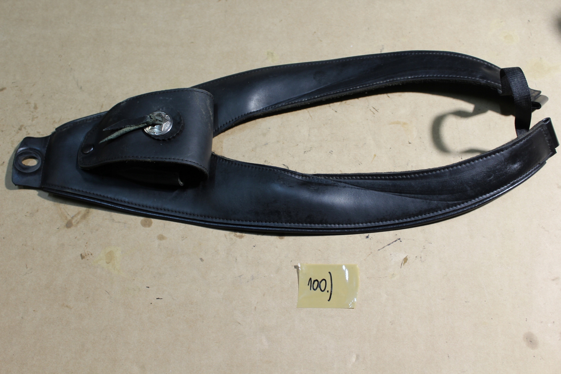 VTX1300.KRAWAT - VTX 1300 VT 03-КРАВАТКА РЕМІНЬ ДЛЯ ПАЛИВНОГО БАКА