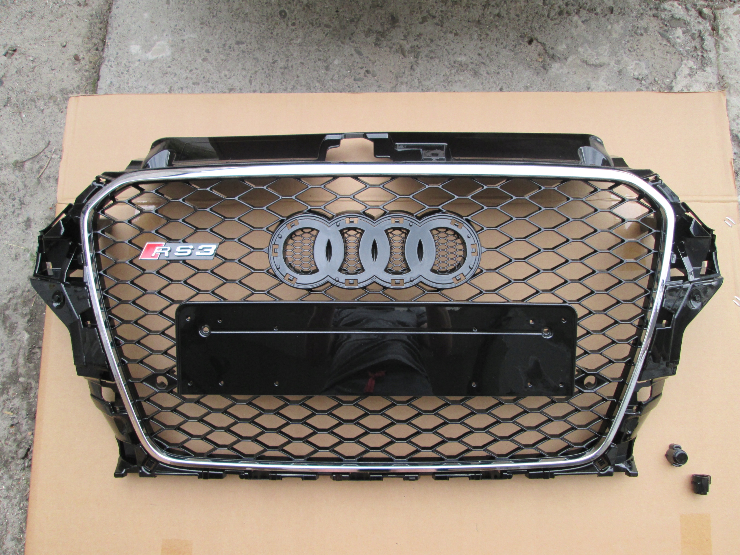 Grill Audi A3 2011-2016 styl RS3