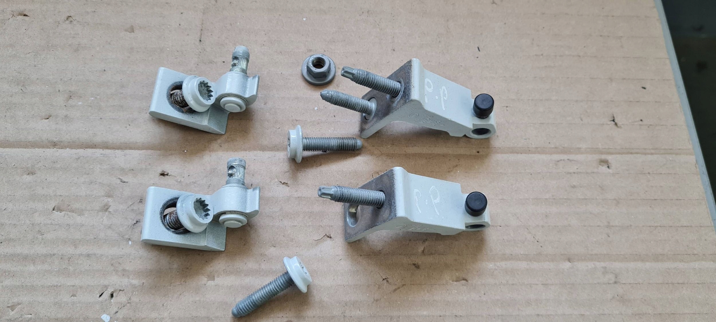 SQ8 4M RSQ8 Q8 hinge hinges door right right front front KOMPLET LS9R