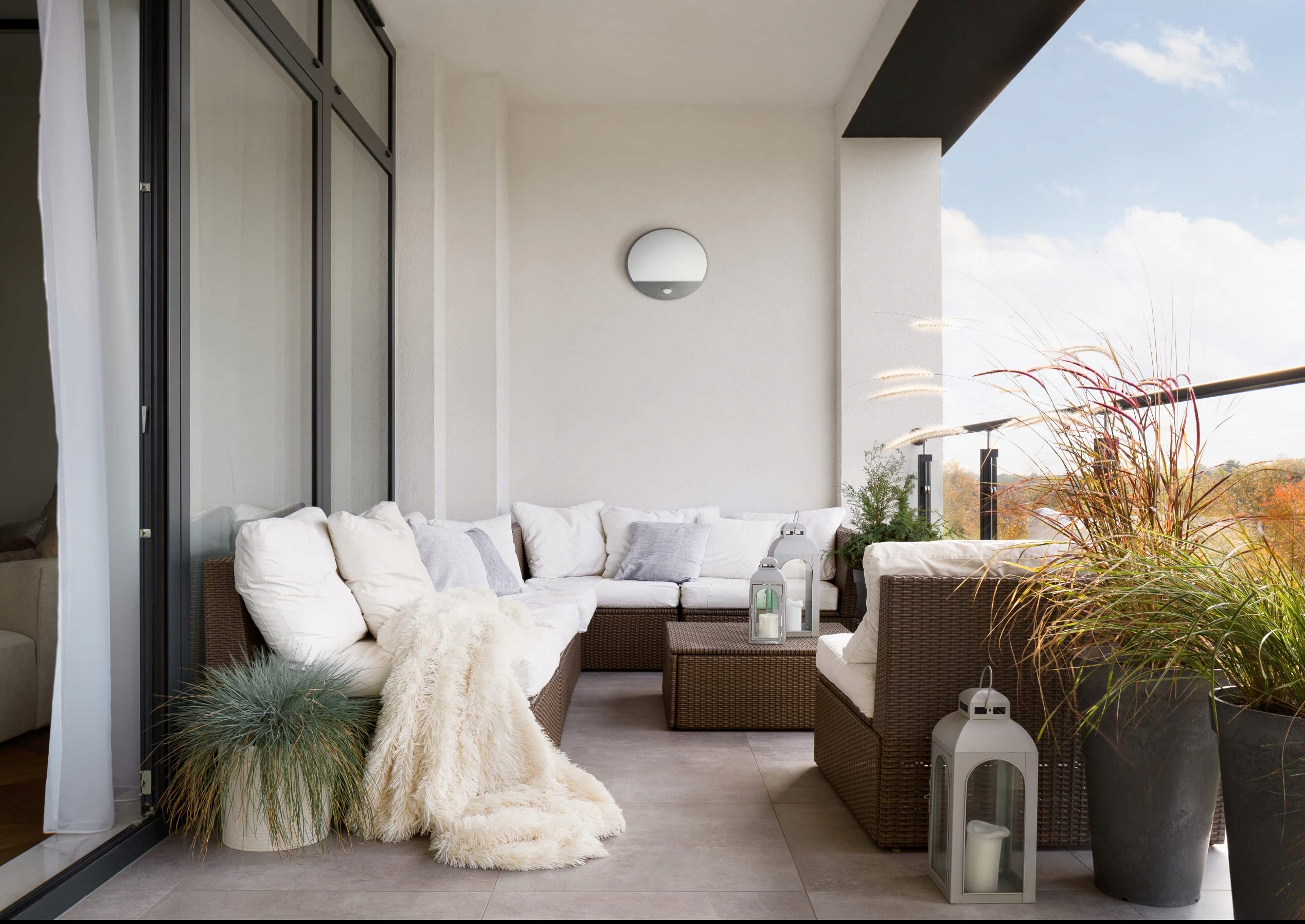 Lampa Zewnętrzna Z Czujnikiem Ruchu Nowoczesna Szara 4000K IP54 Adviti — miniatura 2