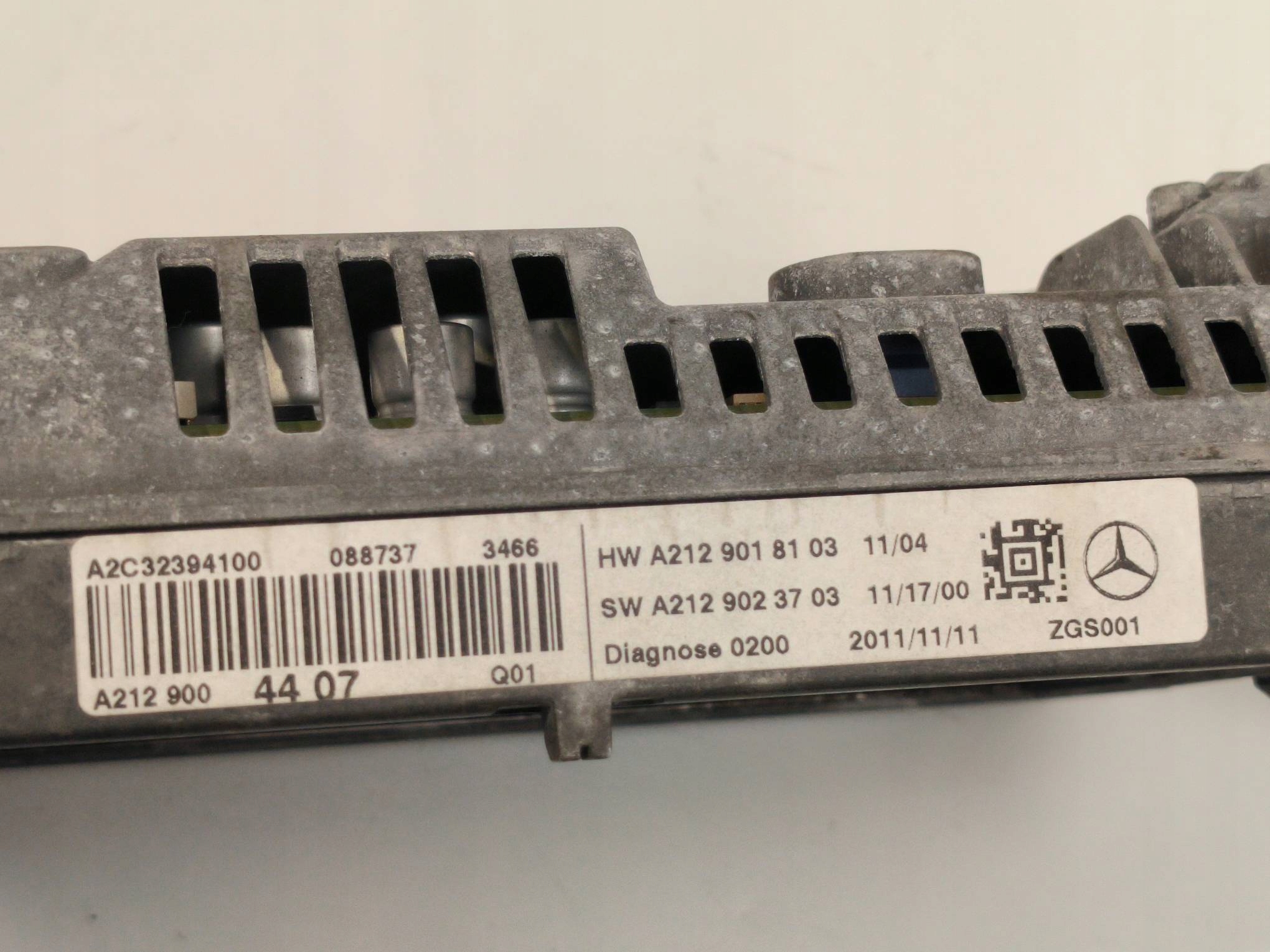 Bildschirm, PANEL A2129004407 MERCDES-BENZ KLASA-E W212