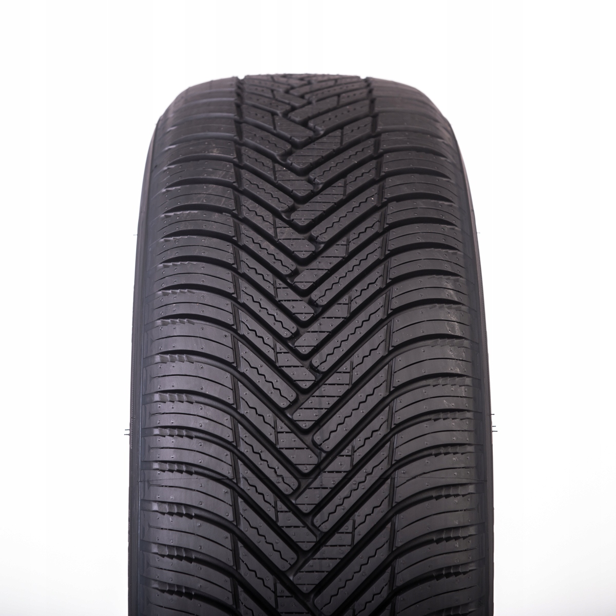 1x Pneumatika 235/45R18 Hankook Kinergy 4S 2
