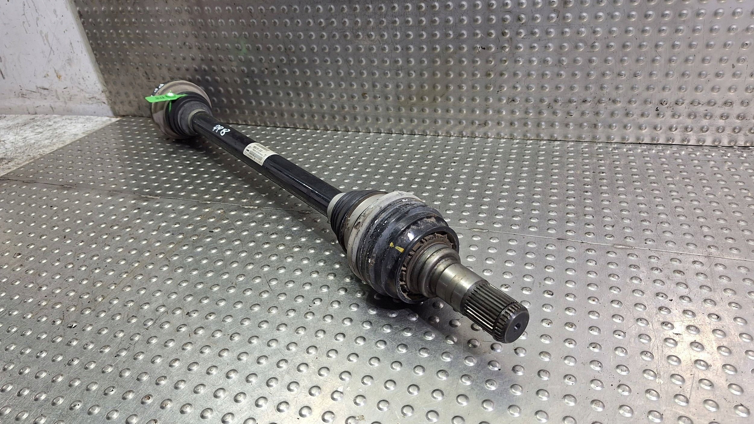Semiasse sinistra posteriore 95B501203 PORSCHE MACAN 95B 3.6