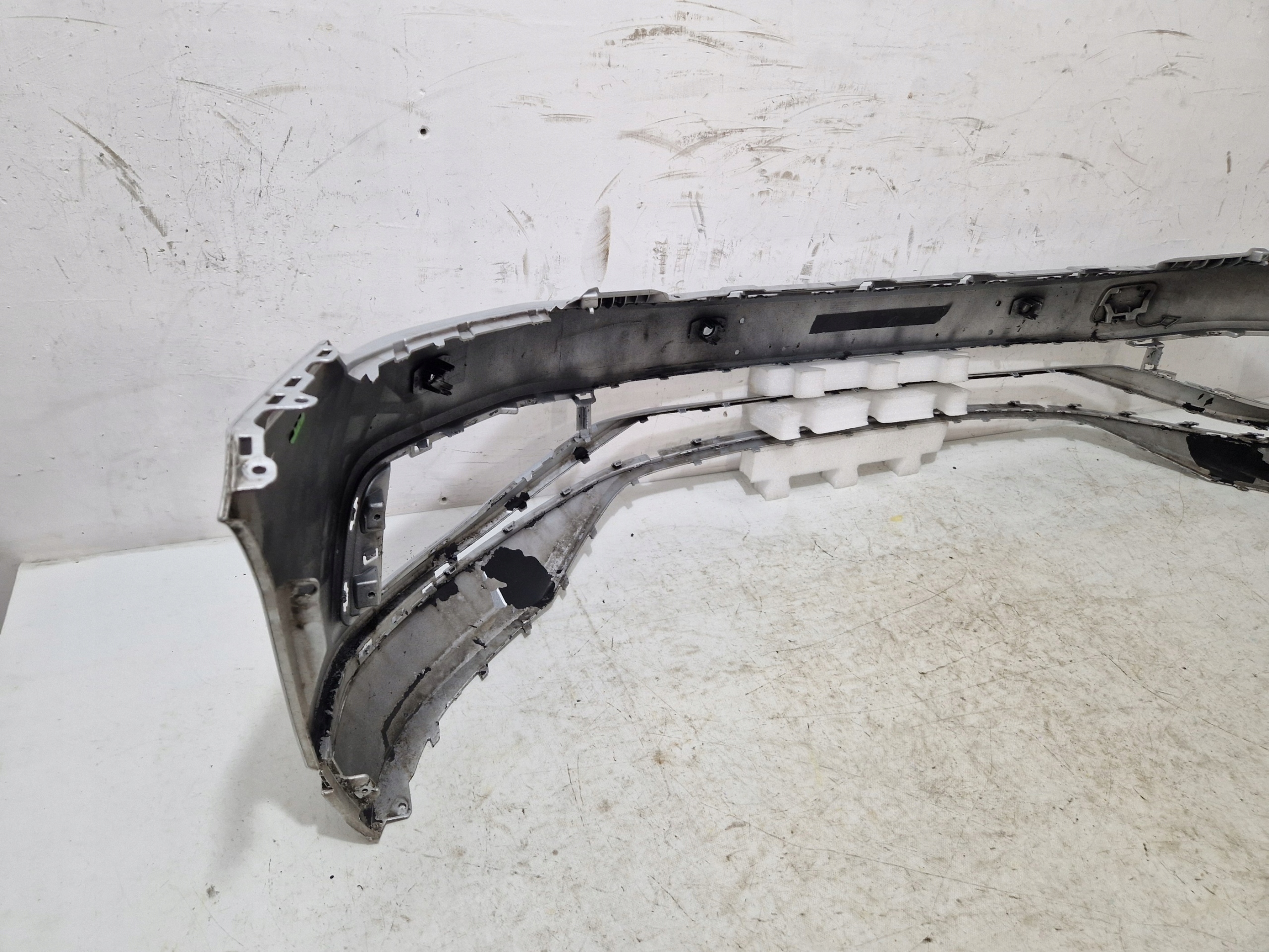* VW PASSAT B8 LIFT bumper front front PDC 3G0807221E