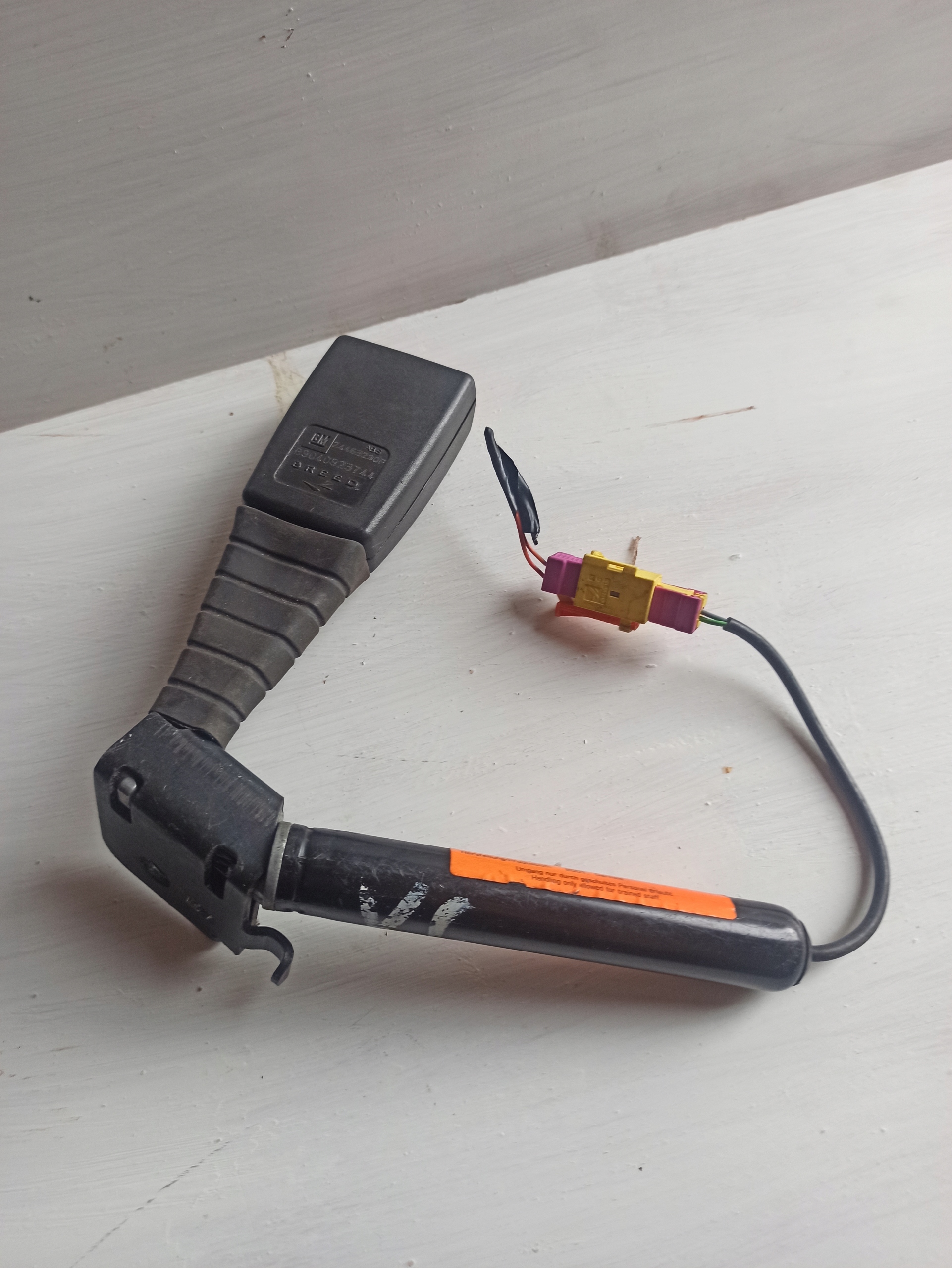 adjuster switch supports safety Opel Zafira B LH