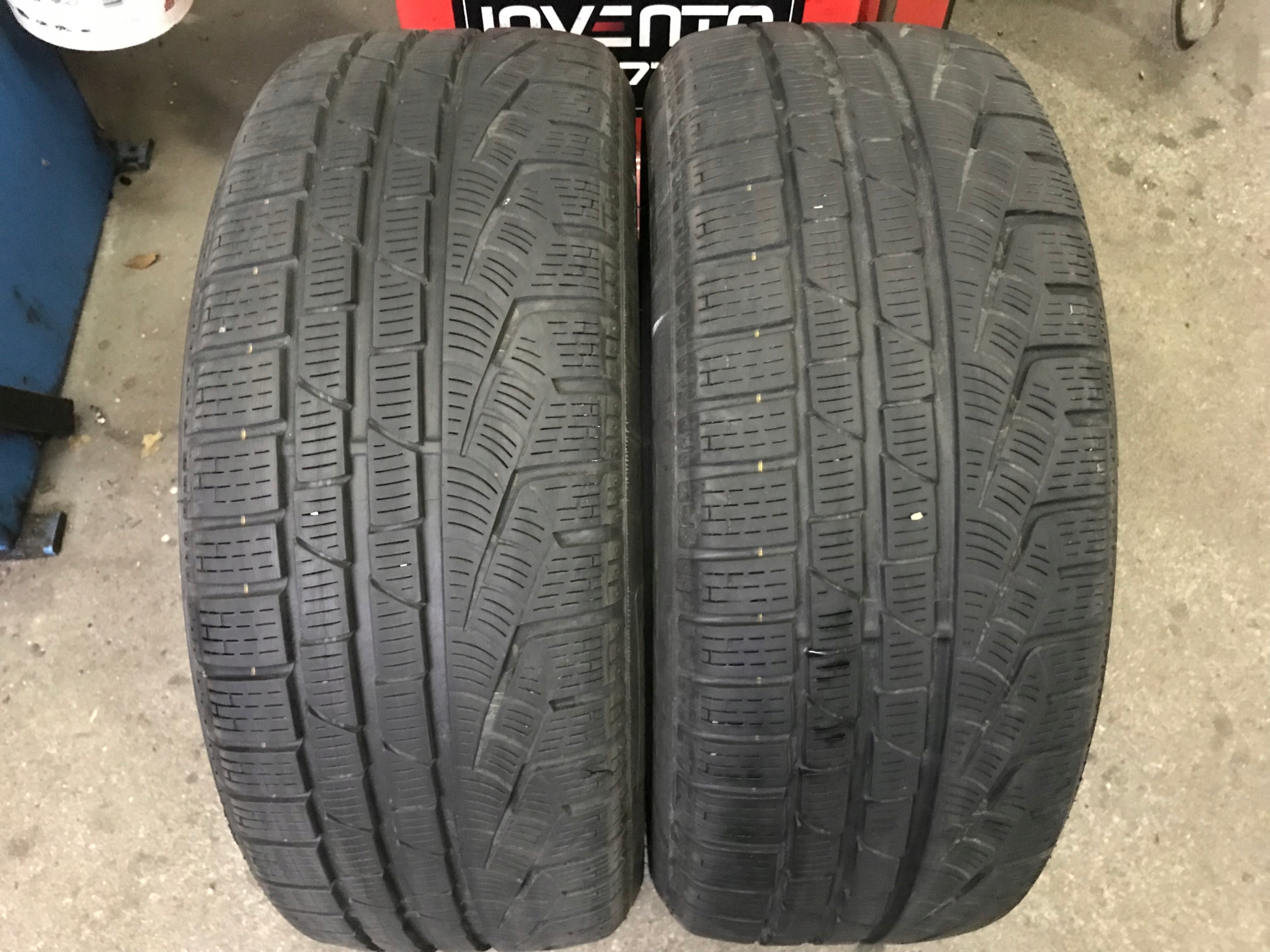 2 tyres winter 225/50R17 Pirelli Sottozero RunFlat