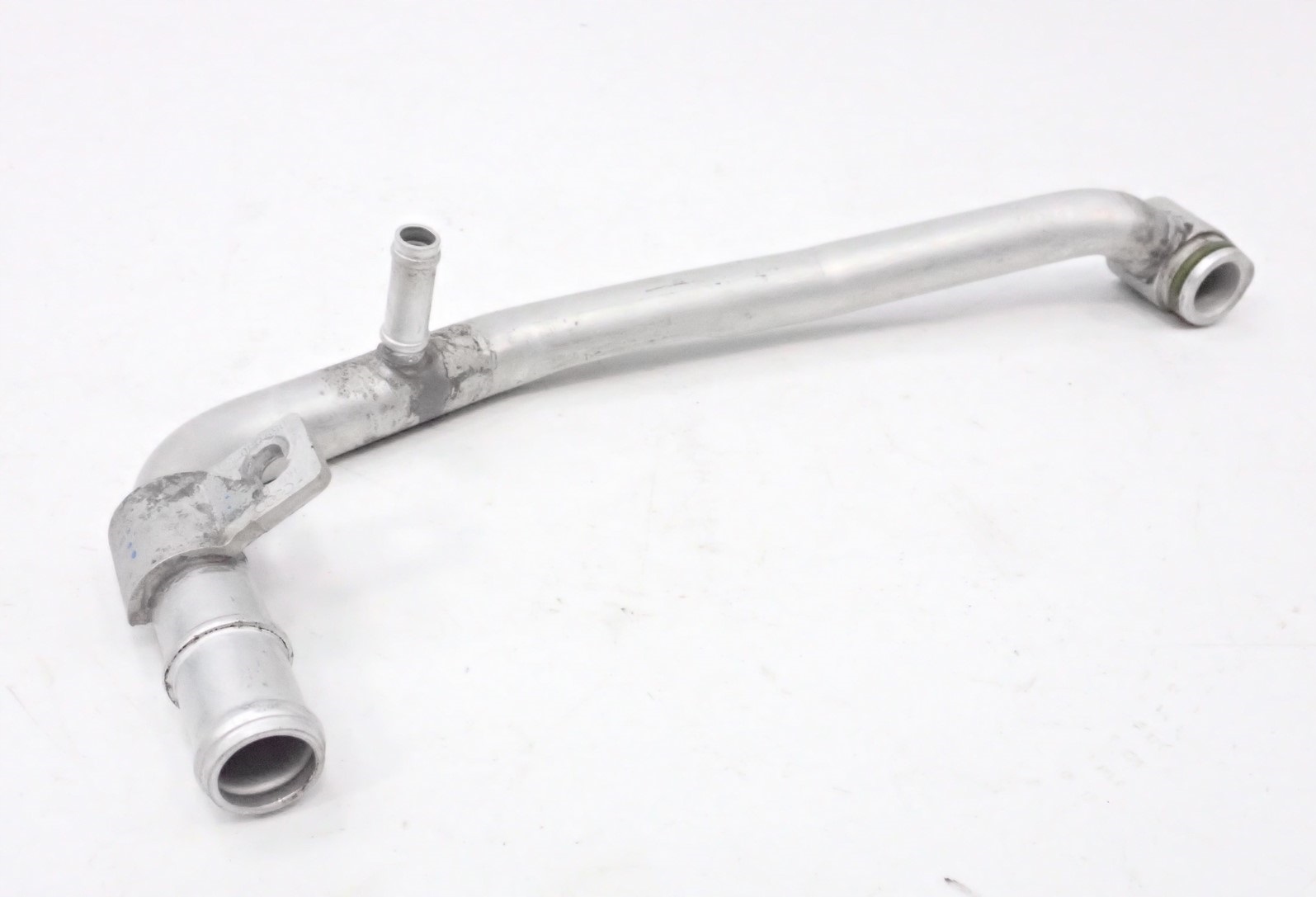 WAŻ PRZEWÓD CIECZY WODY AUDI A4 A6 C7 059121075DK Typ samochodu Samochody osobowe