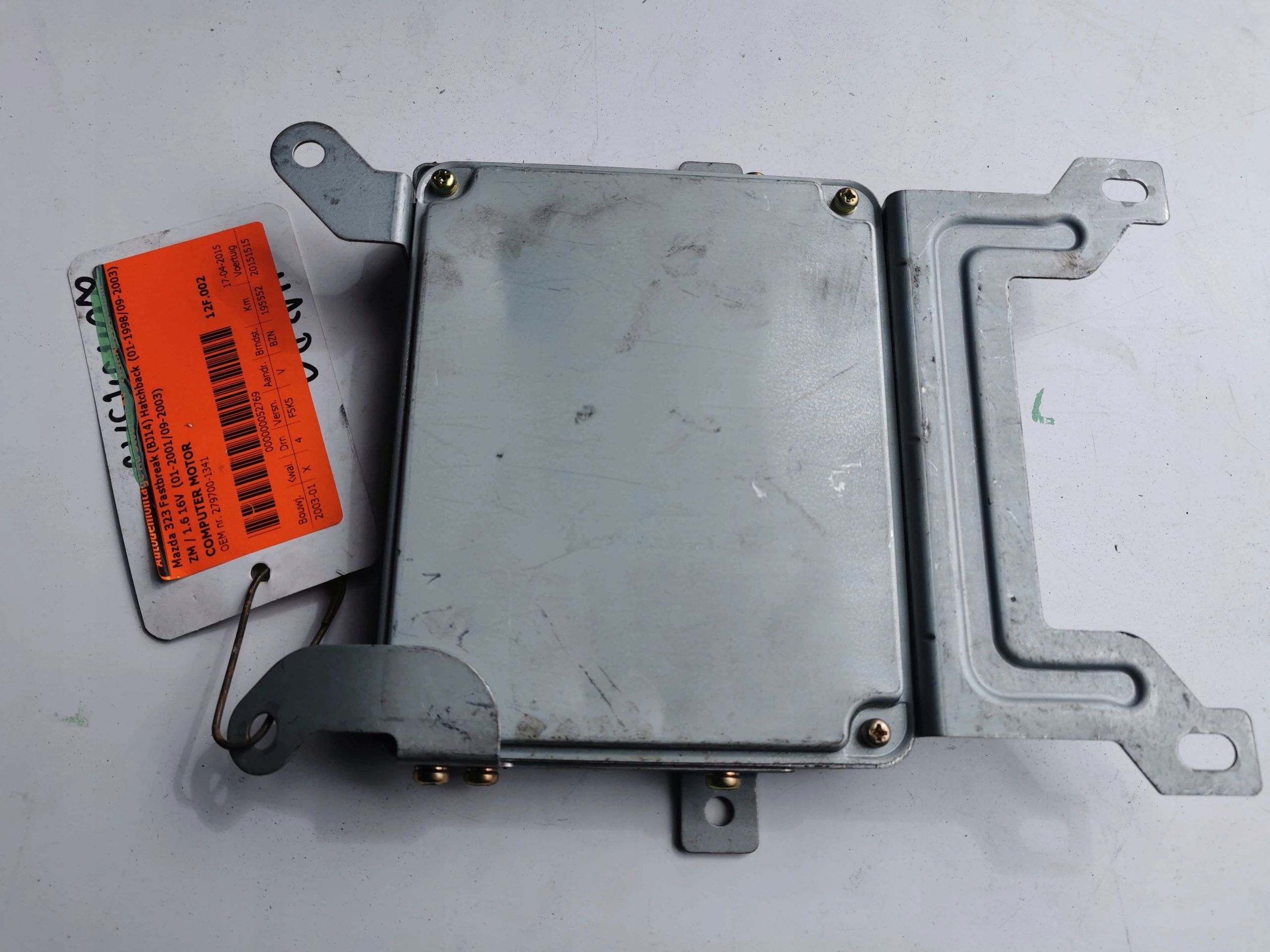 MAZDA 323 1.6B ZM3918881B 279700-1341 computer ECU