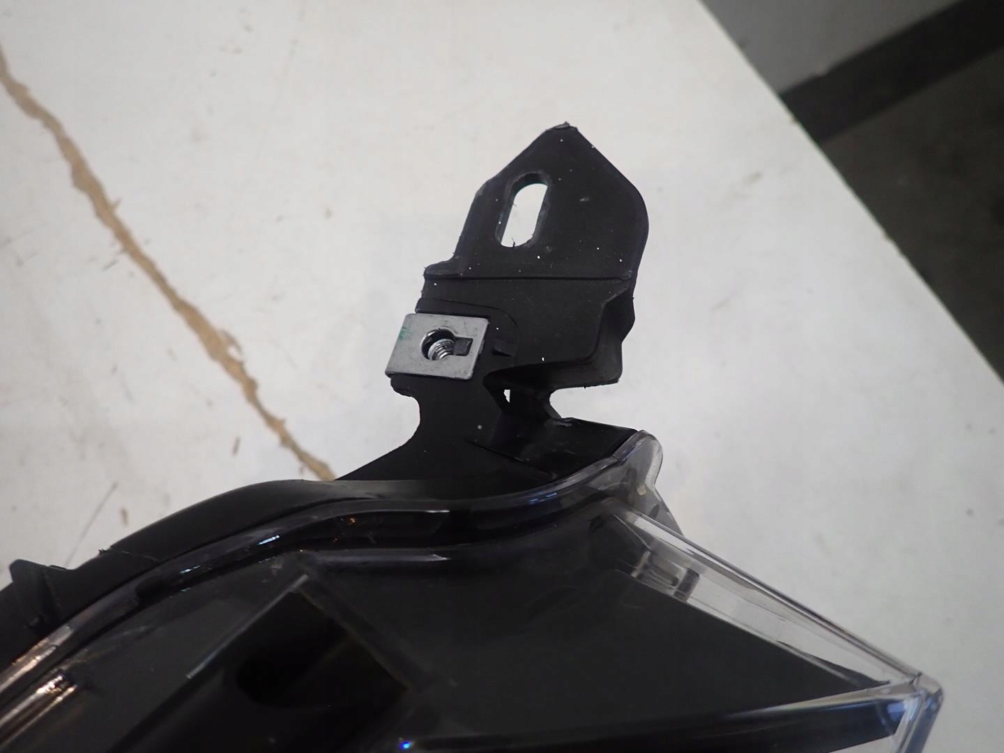 light front front right TOYOTA CHR 2016