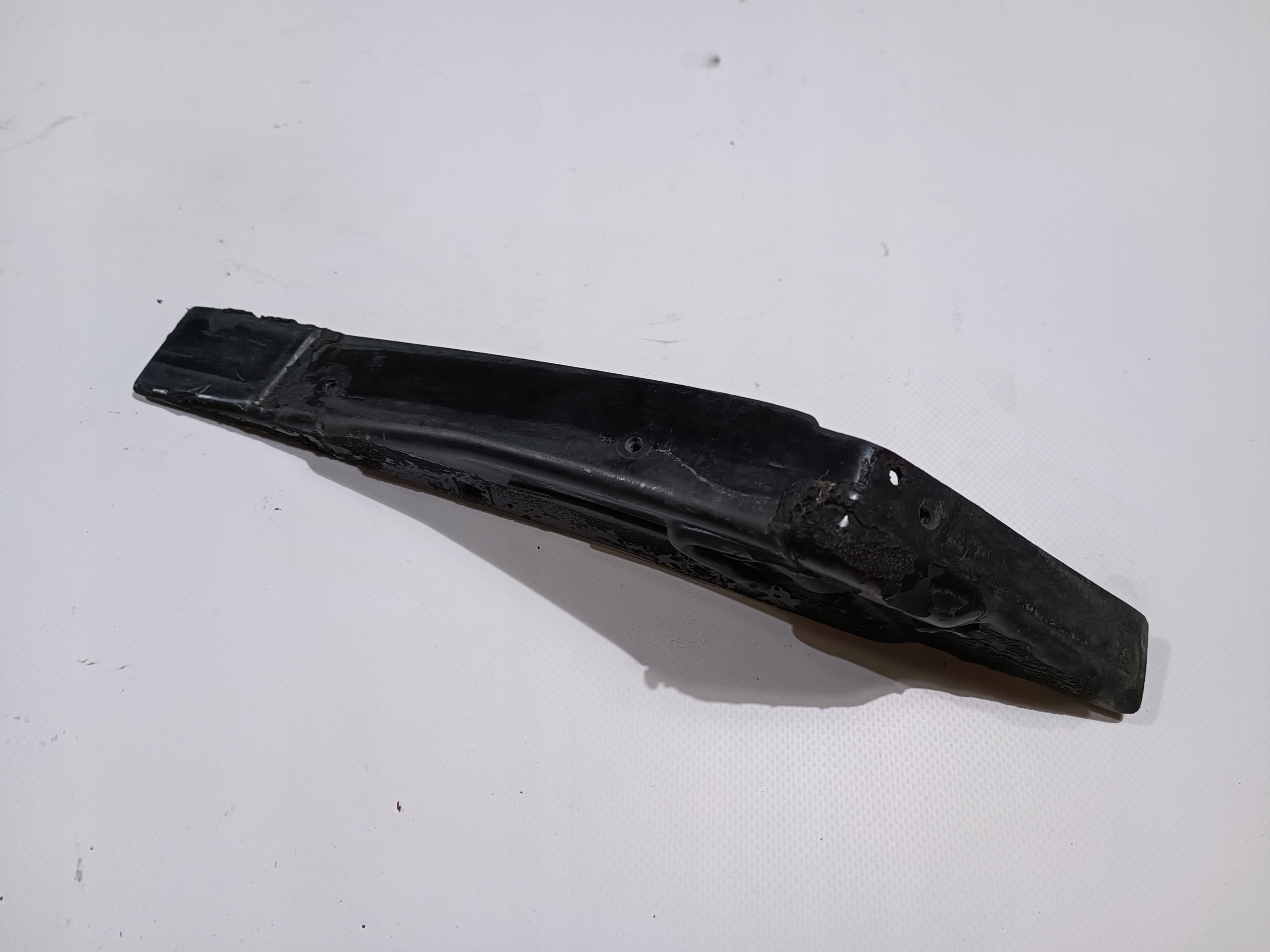 Support plaque Moulage slupka A Chevrolet Corvette C5 P