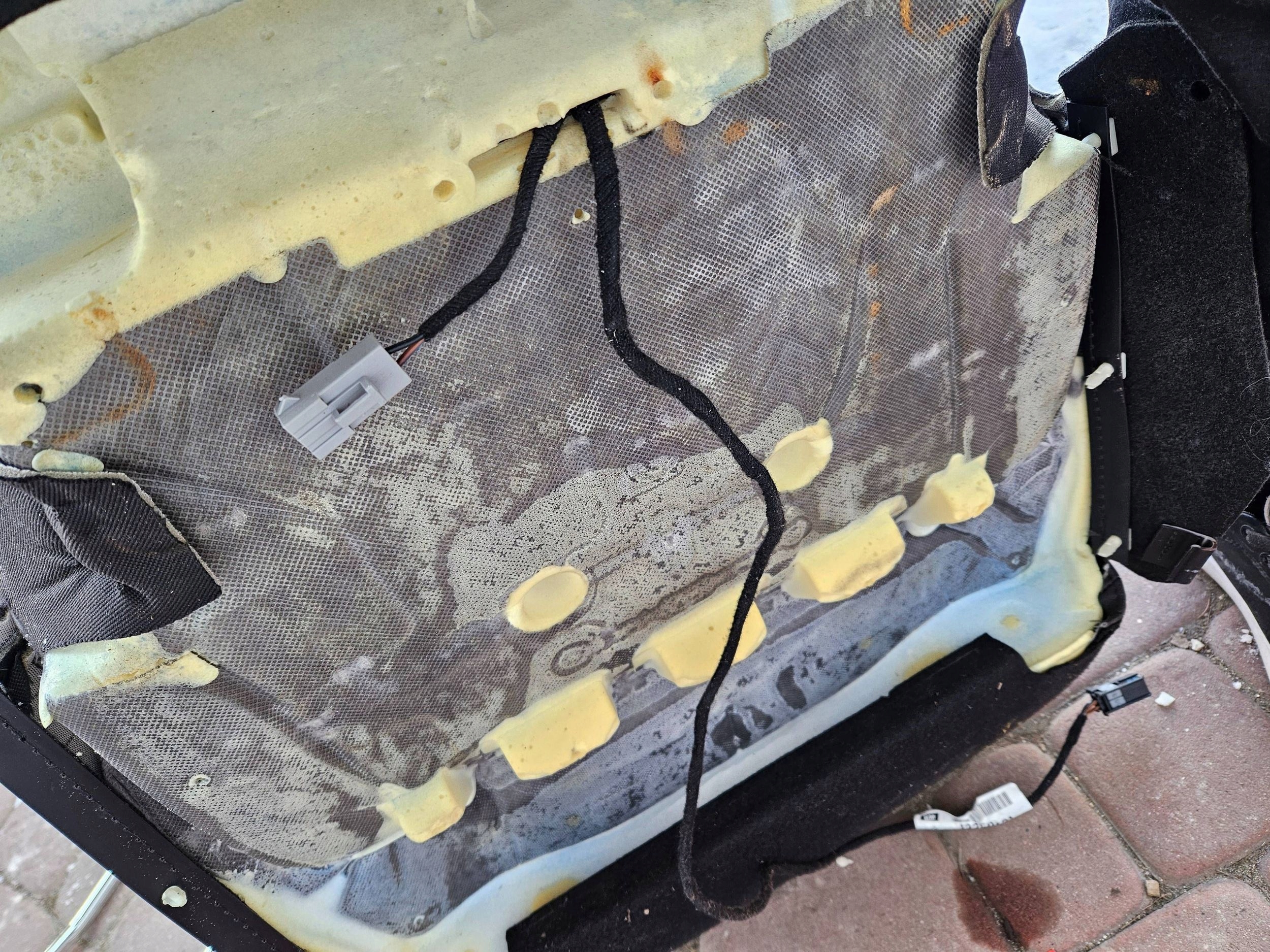Blende Abdeckung SITZ siedzisko Halbleder heizung Opel Corsa E 13350621