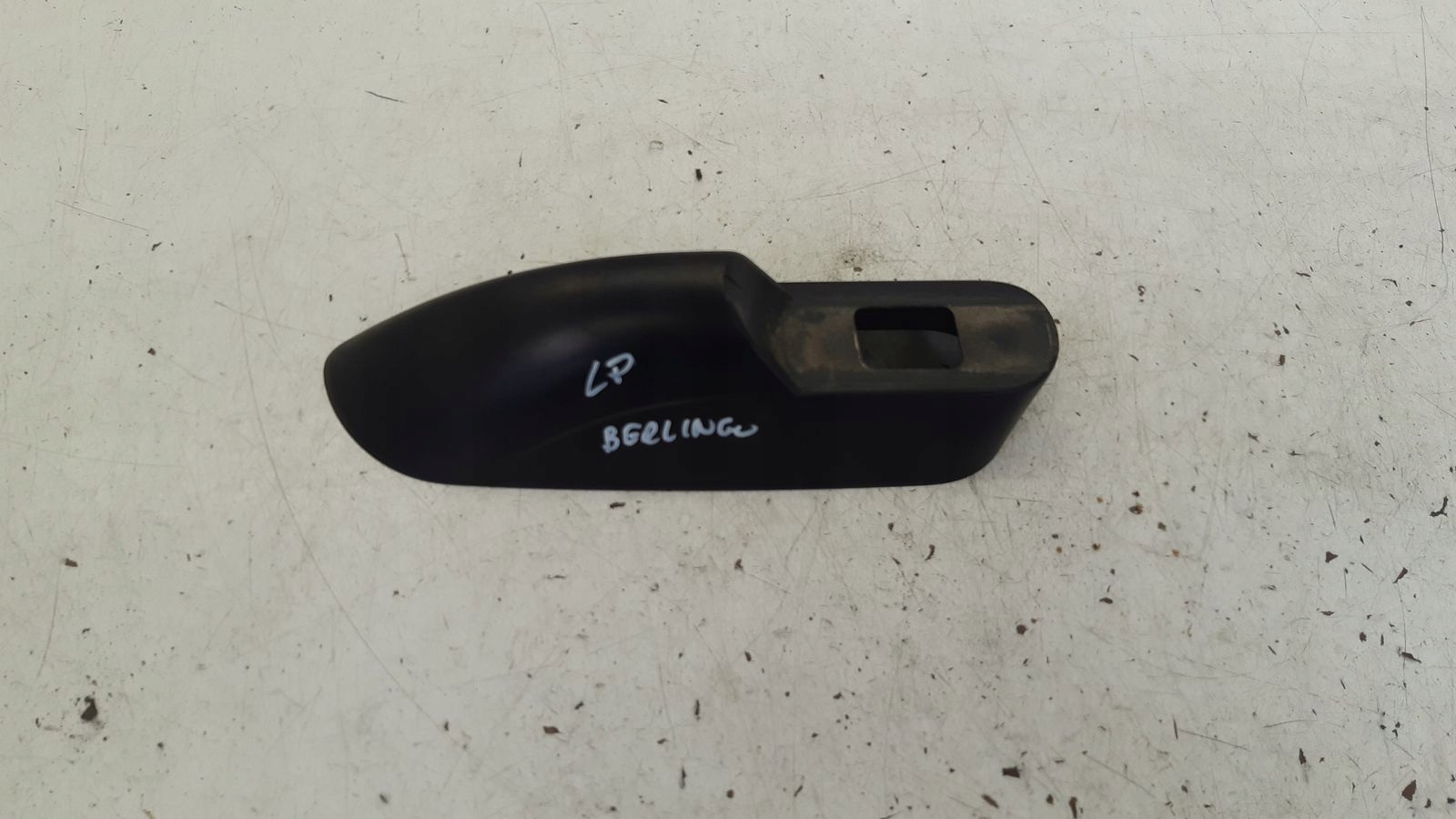 spoiler relingu left front Citroen Berlingo III 1,6 HDI