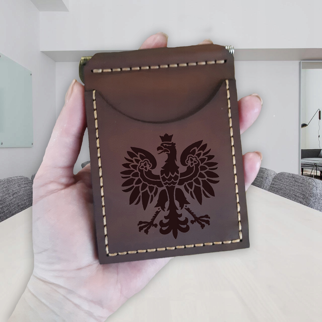 Kožená peněženka s klipem s gravírováním