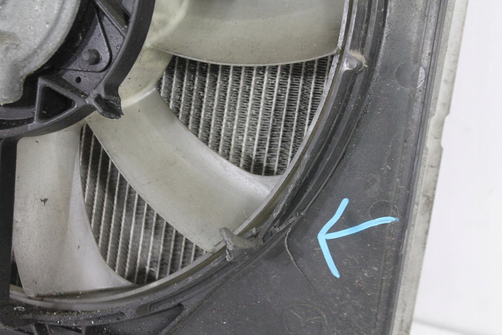 CHŁODNICE WENTYLATOR KOMPLET MAZDA 6 GJ 2.2 D 12- Typ samochodu Samochody osobowe