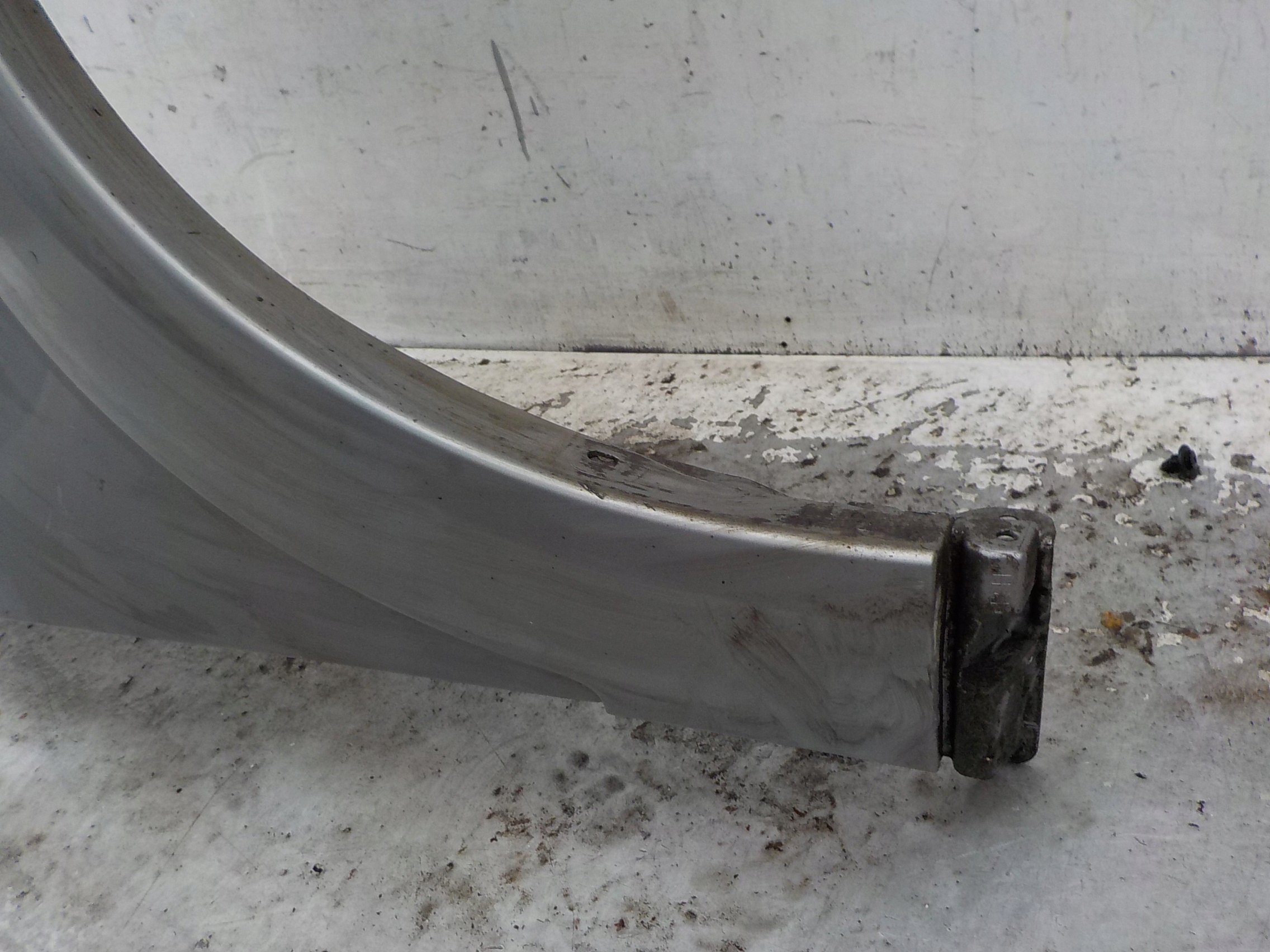 425 SUBARU OUTBACK fender right front C6Z