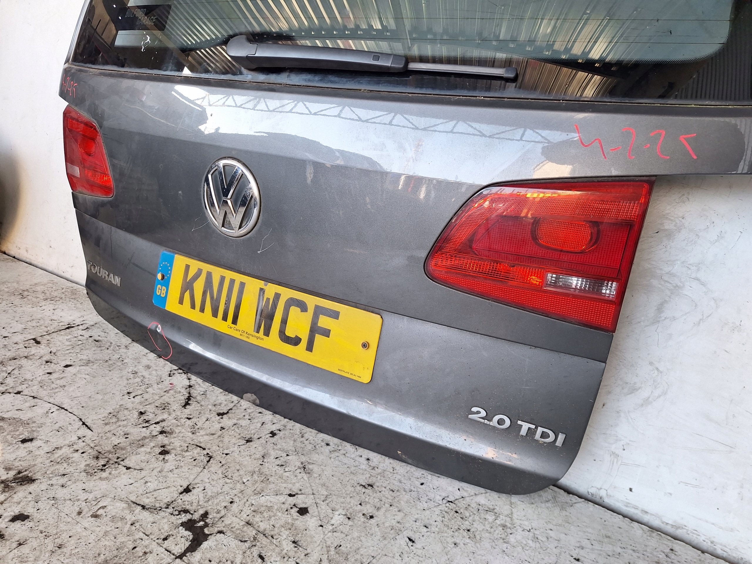 VOLKSWAGEN TOURAN II 11-15 boot door