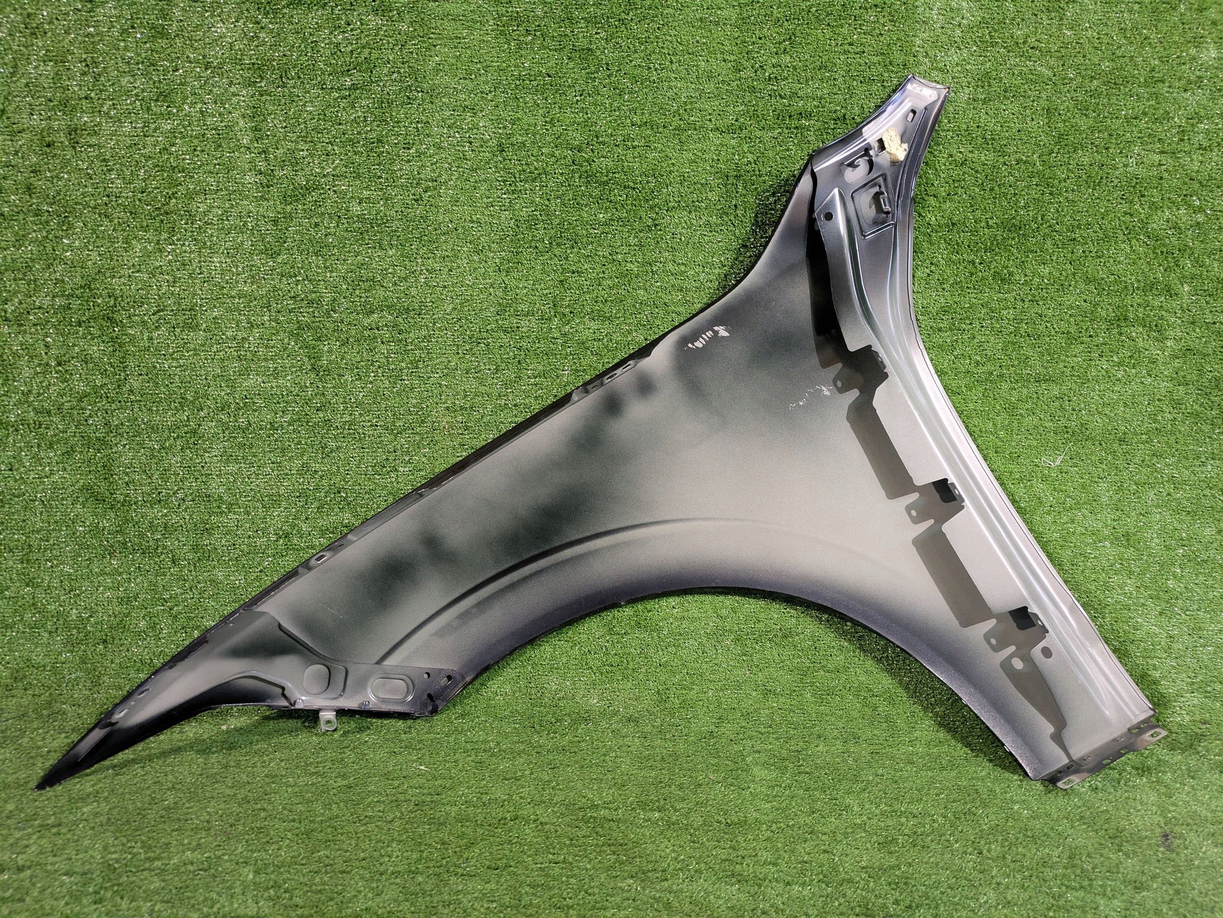 fender front right front VOLVO XC60 XC-60 II NR.490