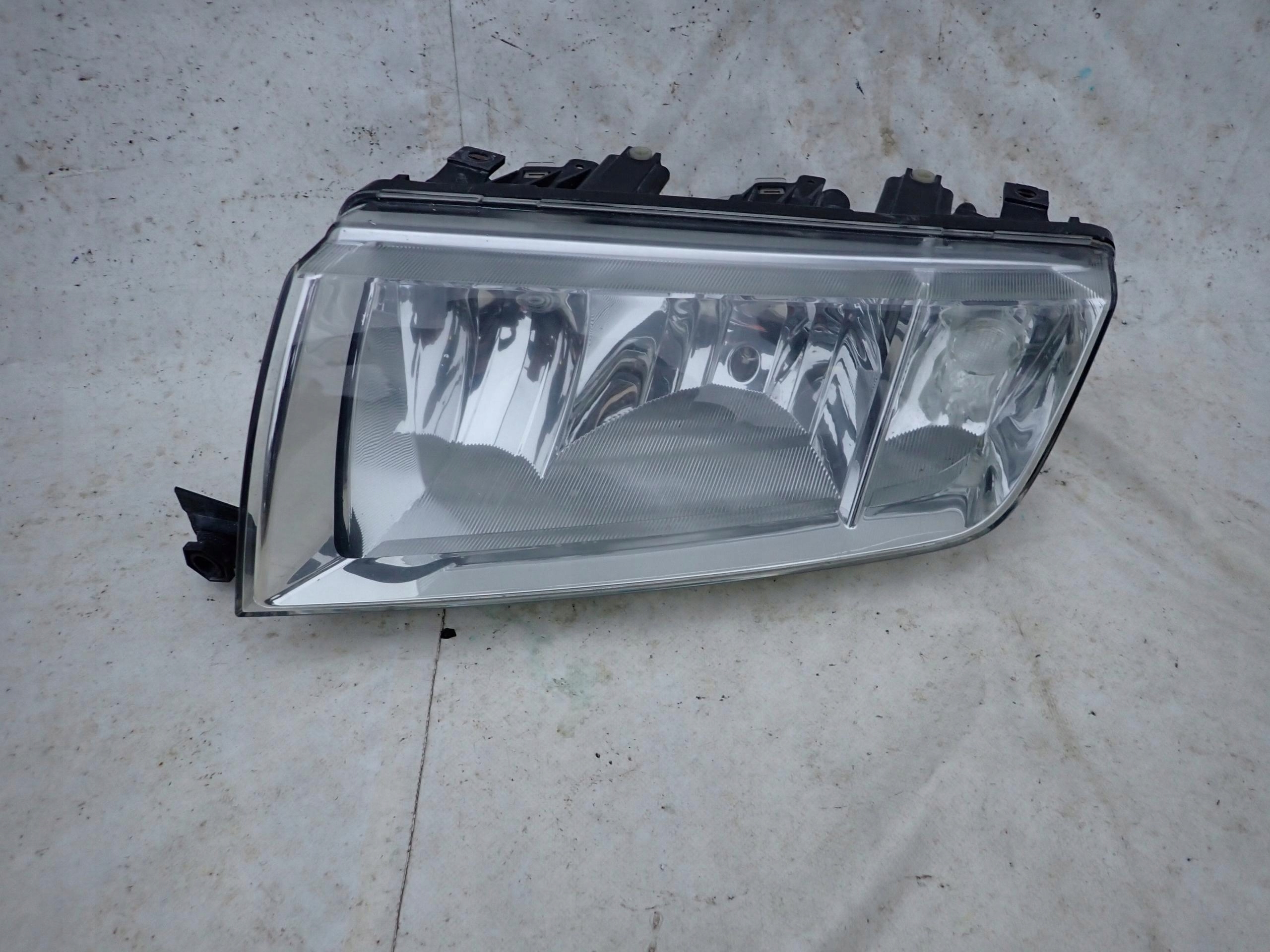 SKODA FABIA and 99-08 light left front