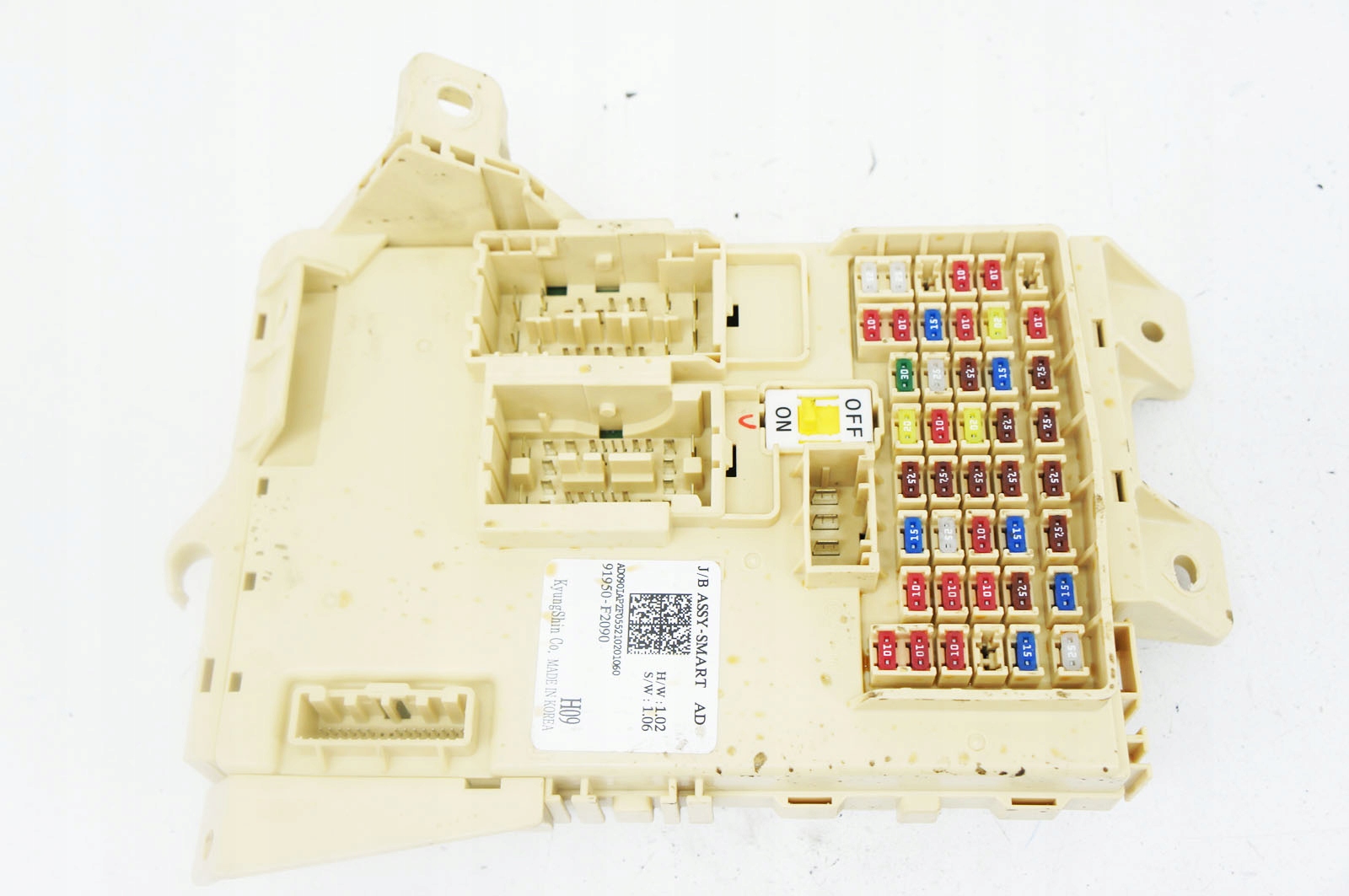 RD164 Hyundai Elantra VI Skrzynka Bezpieczników 91950-F2090 Producent części Hyundai OE