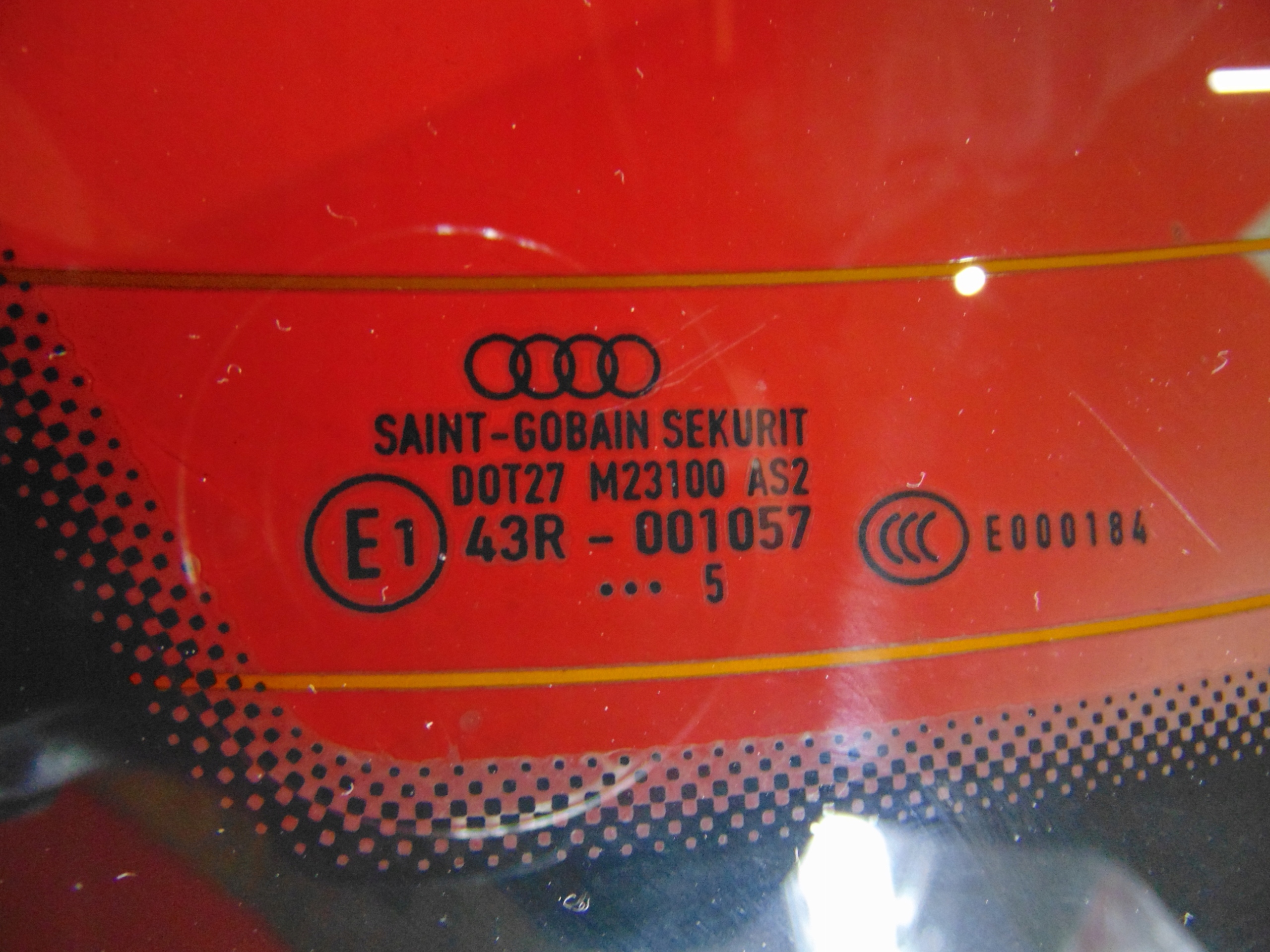 AUDI A4 B7 8E 8E2 04- SEDAN ABLAK far hátso 2005 ROK