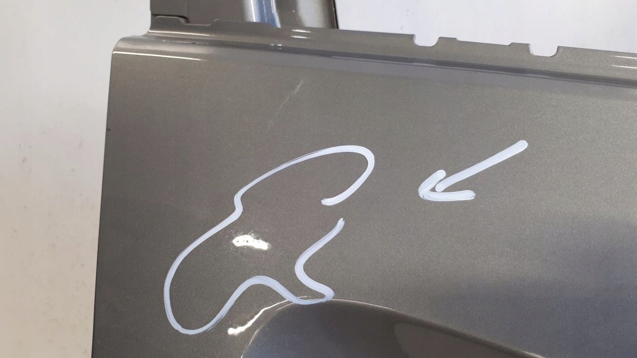 MERCEDES E-KLASA W-212 DRZWI PRAWE PRZÓD Typ samochodu Samochody osobowe