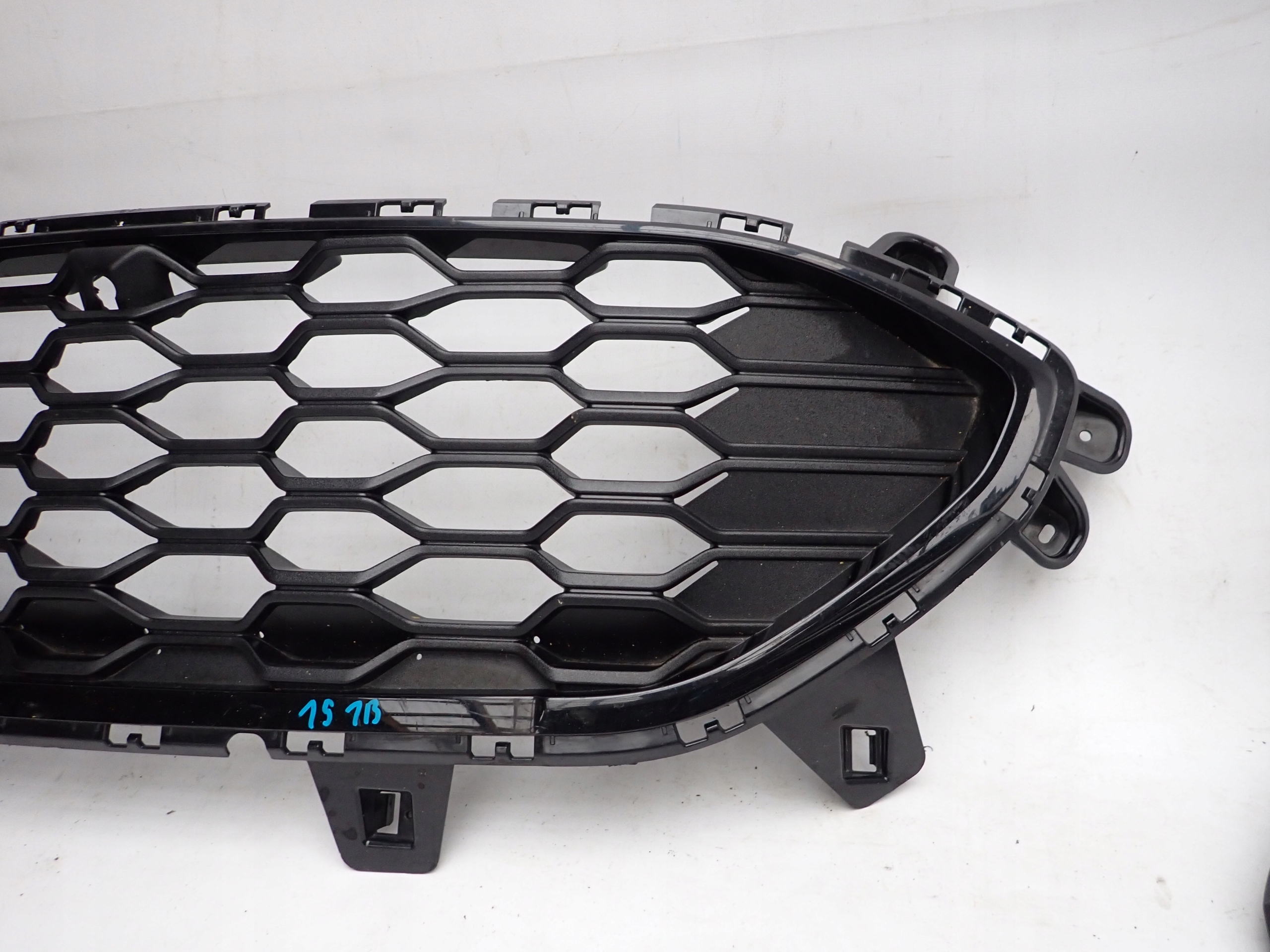 Ford Kuga III Mk3 Kühlergrill FRONTGRILL Kühlergitter LV4B8200YMITS - Thumbnail 4