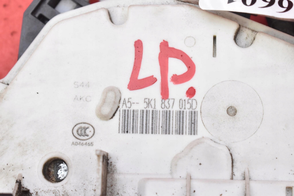 lock door left front front EU 5K1837015D VW GOLF 6 VI 5D HB 08-15