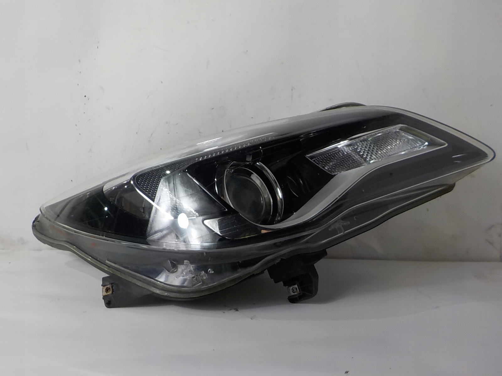 OPEL INSIGNIA A LIFT light right front front UK 1LL011165-14