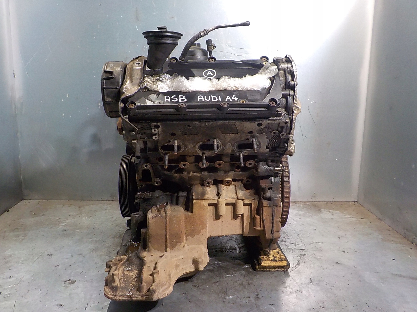 AUDI A4 B7 engine 3.0 TDI V6 QUATTRO 233 KM ASB