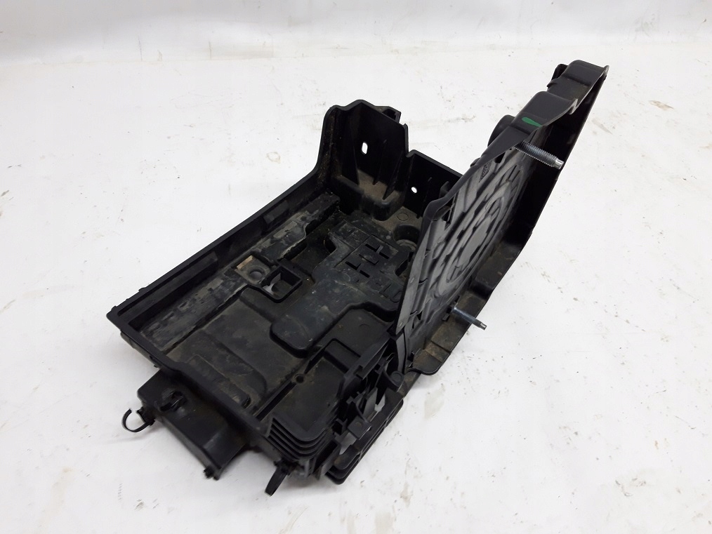 9676054080 - CITROEN C3 III корпус акумулятора