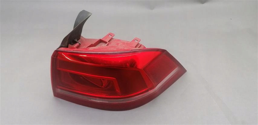 Фонари пассат б6. Задние фонари пассат сс. 3g5945207f. Задняя фара пассат б4. Passat b5+ variant фонари задние.