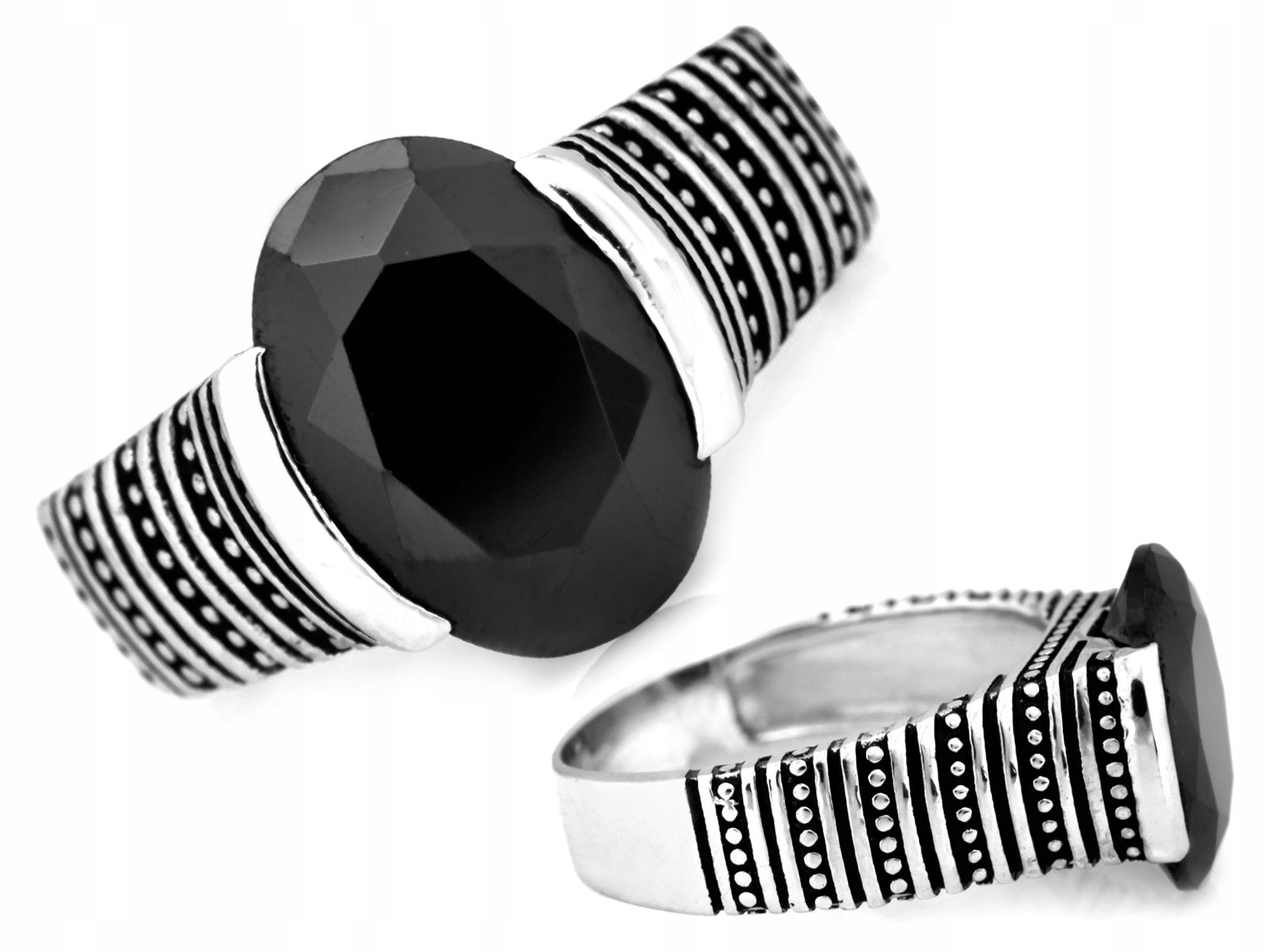 Stříbrný pánský prsten 925 s černým kamenem jako dárek