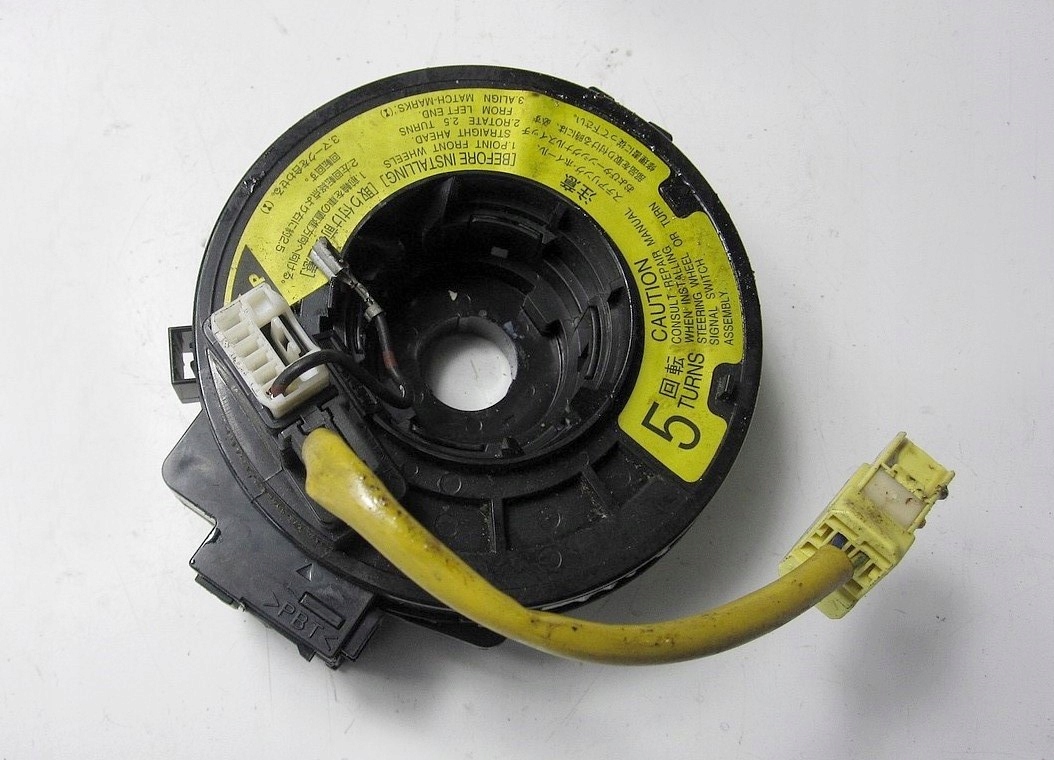 TAŚMA KIEROWNICY AIRBAG TOYOTA COROLLA E12 2001R