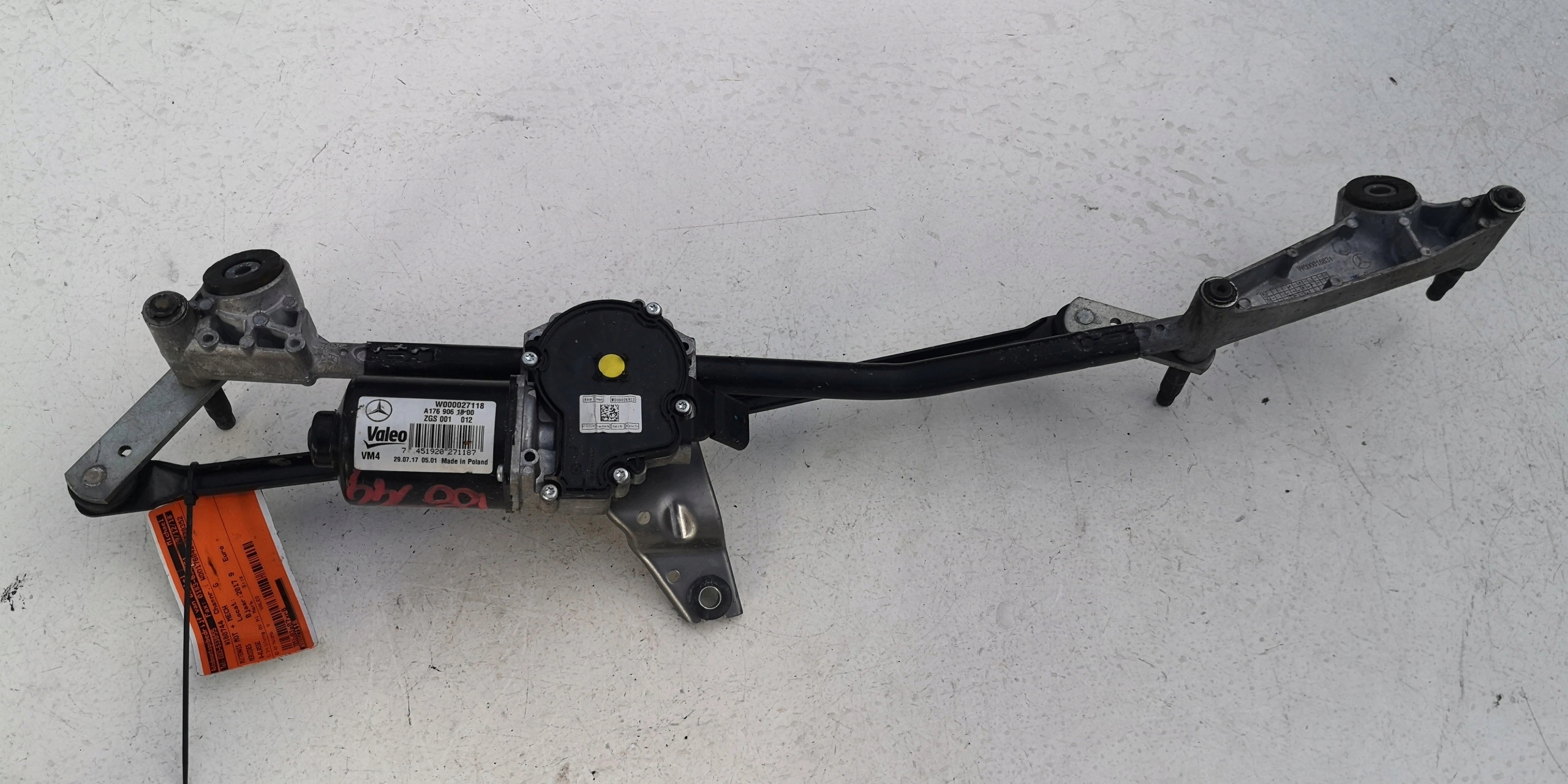 A1769061800 w000027118 - MERCEDES A Class механизм стеклоочистителя a1768200040