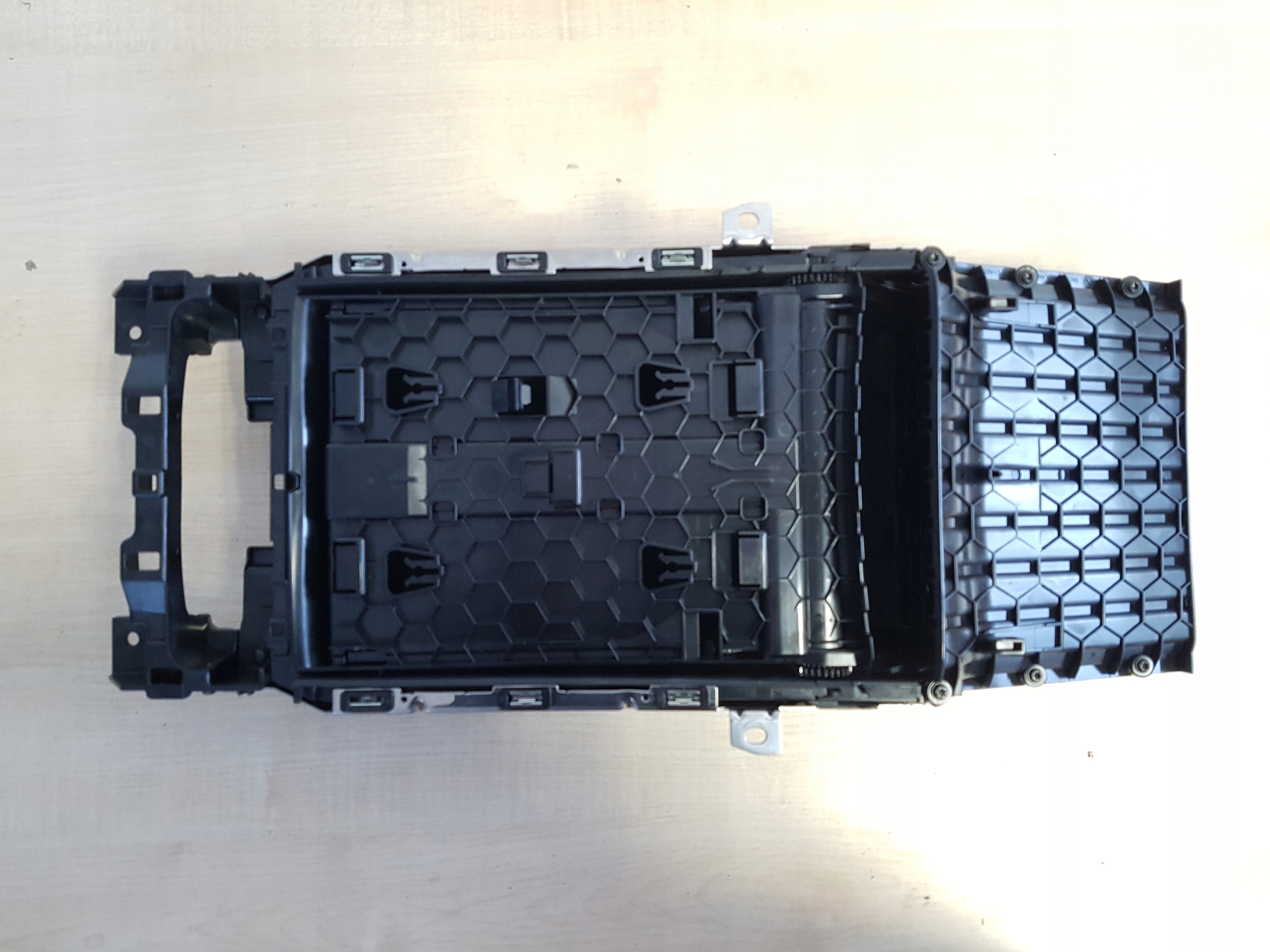 MERCEDES EQS schowek tunel środkowy A2976809806