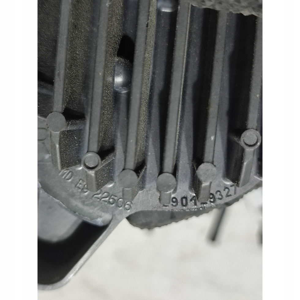 Peugeot 2008 II 2020 front side right module sterujacy statecznikiem LED