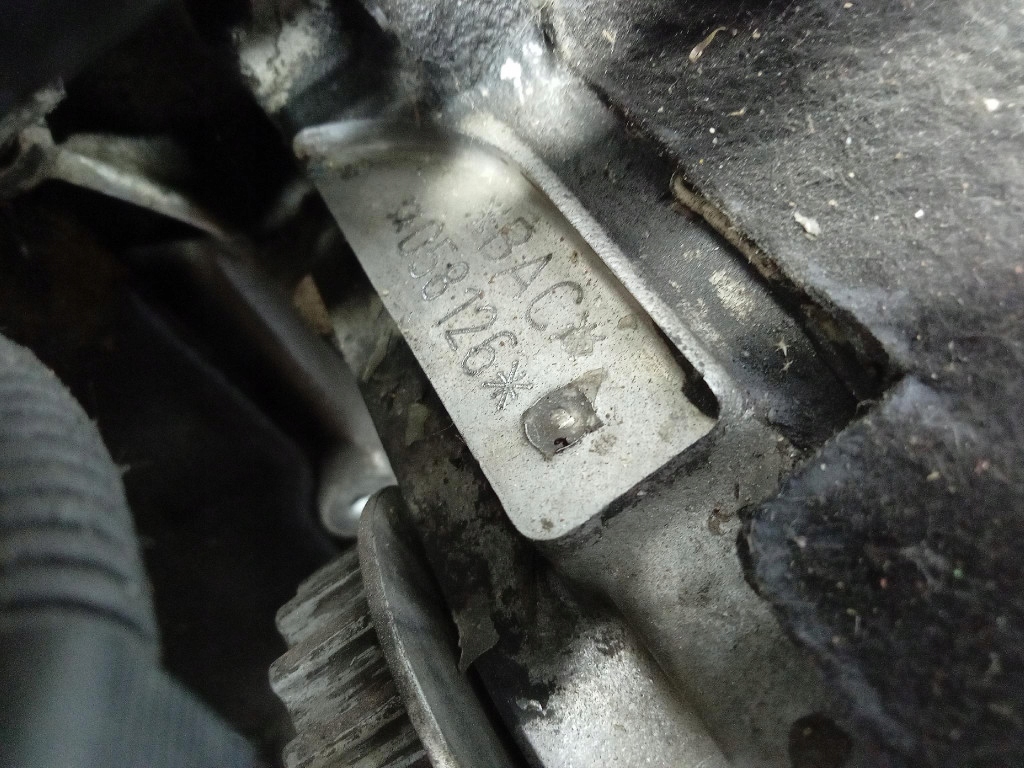 vw TOUAREG и 7L двигатель дизель 2.5 tdi R5 174KM