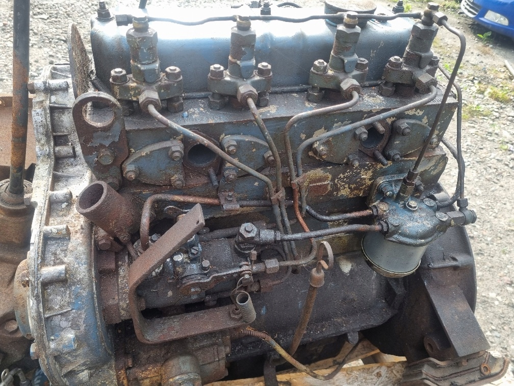 SILNIK PERKINS 4 230 DO SZTAPLAREK KOMBAJNÓW N37188514
